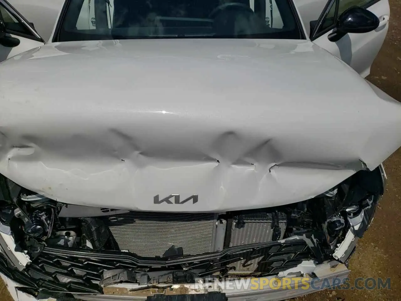 11 Photograph of a damaged car 5XXG64J2XPG208254 KIA K5 2023