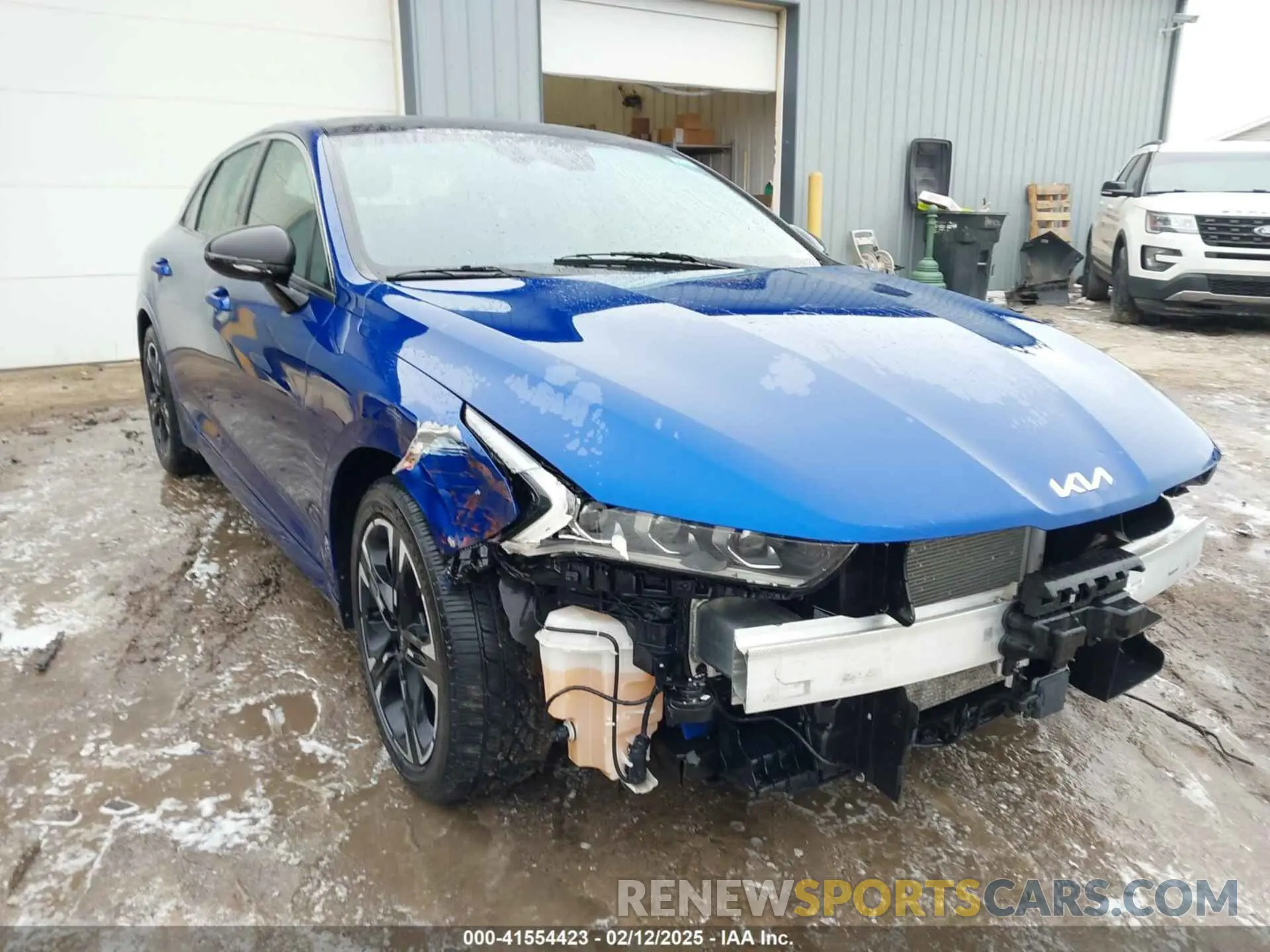 1 Photograph of a damaged car 5XXG64J2XPG211820 KIA K5 2023