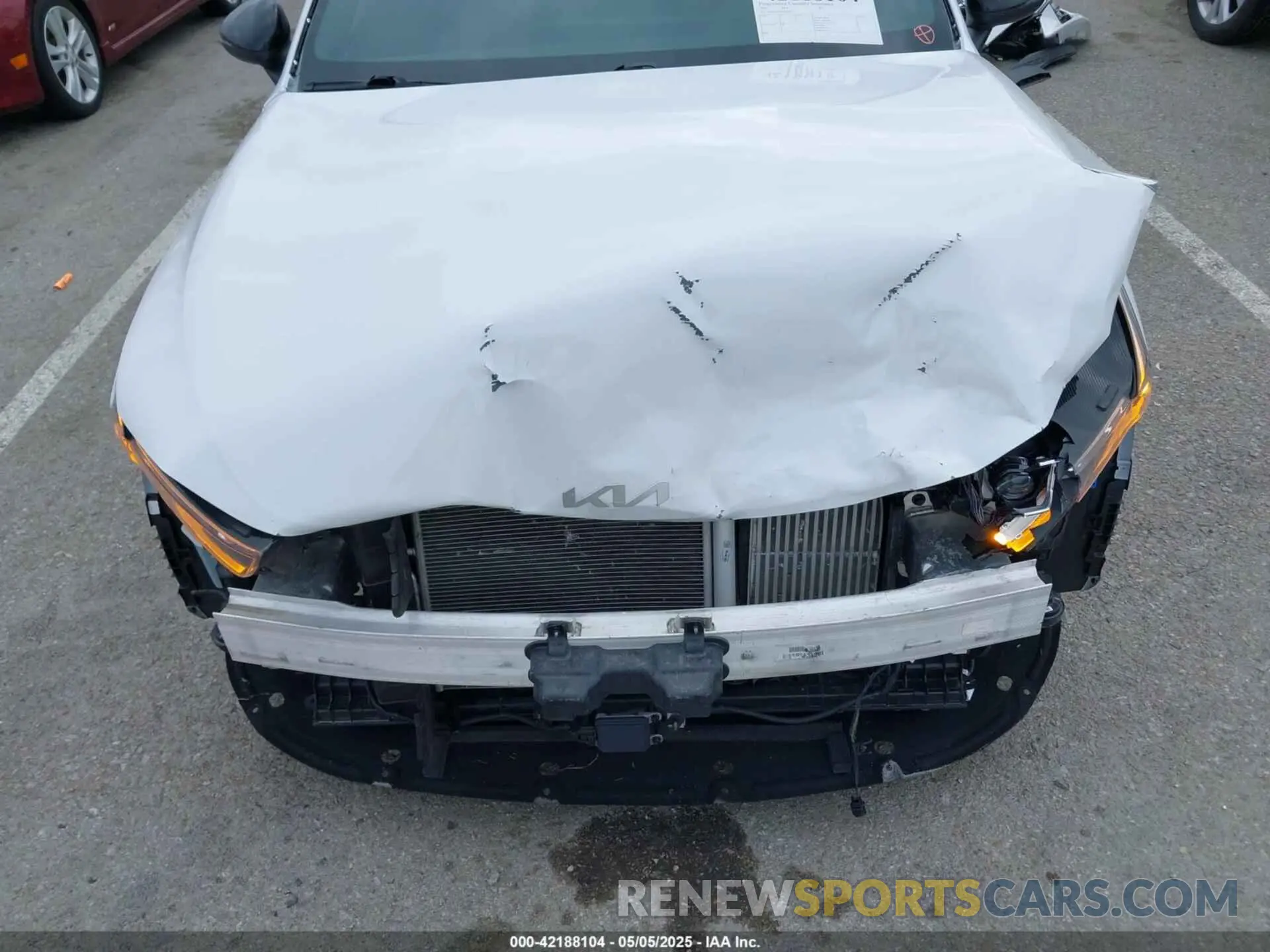 6 Photograph of a damaged car 5XXG64J2XPG218721 KIA K5 2023