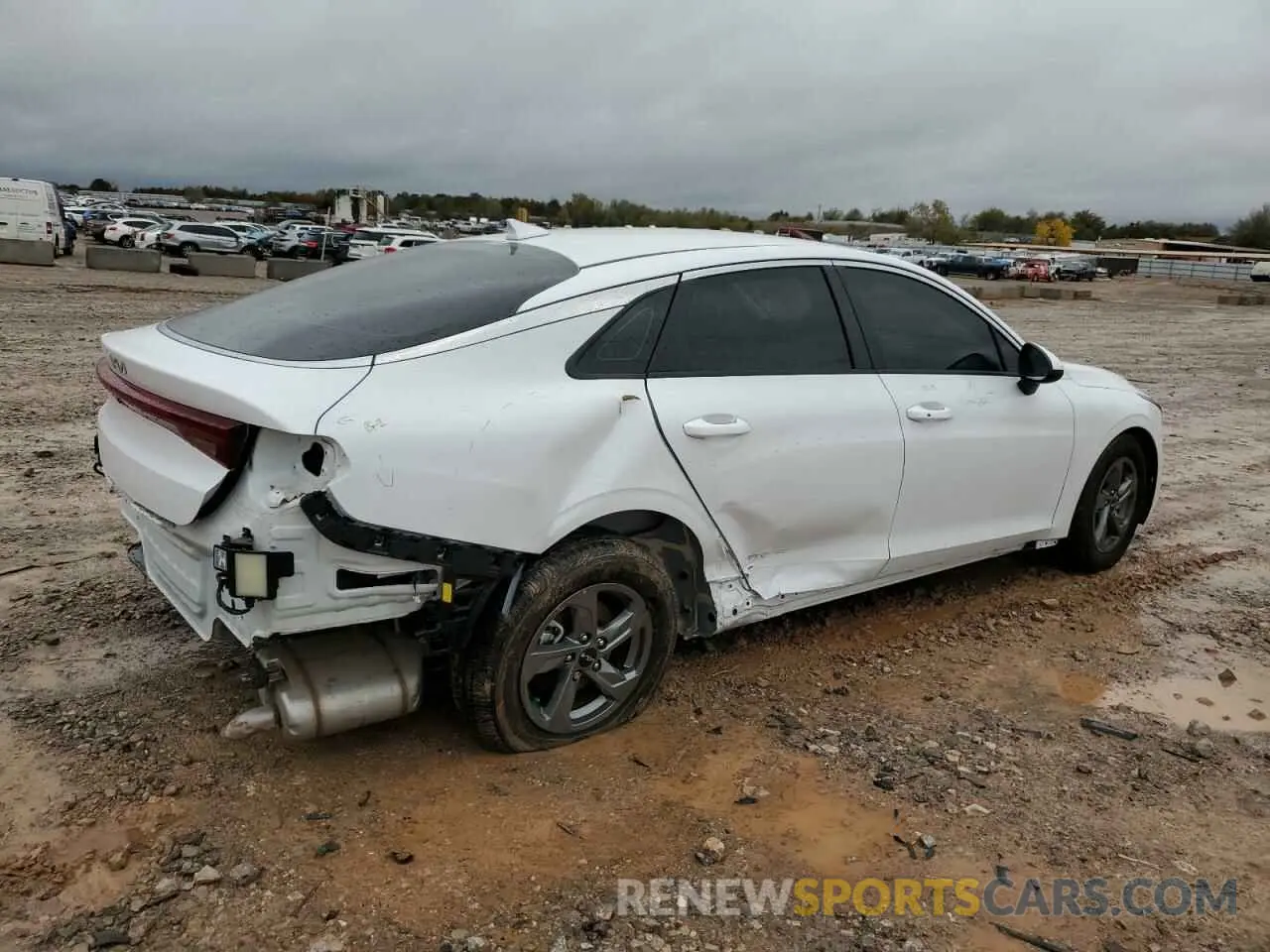 3 Photograph of a damaged car 5XXG14J2XRG252031 KIA K5 2024