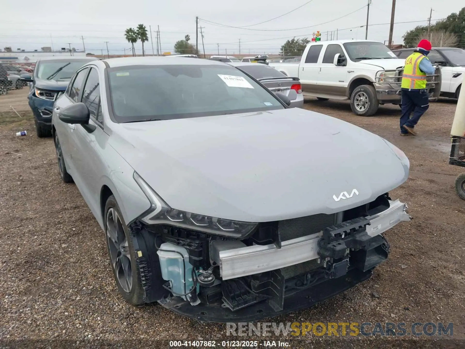 1 Photograph of a damaged car 5XXG64J20RG256798 KIA K5 2024