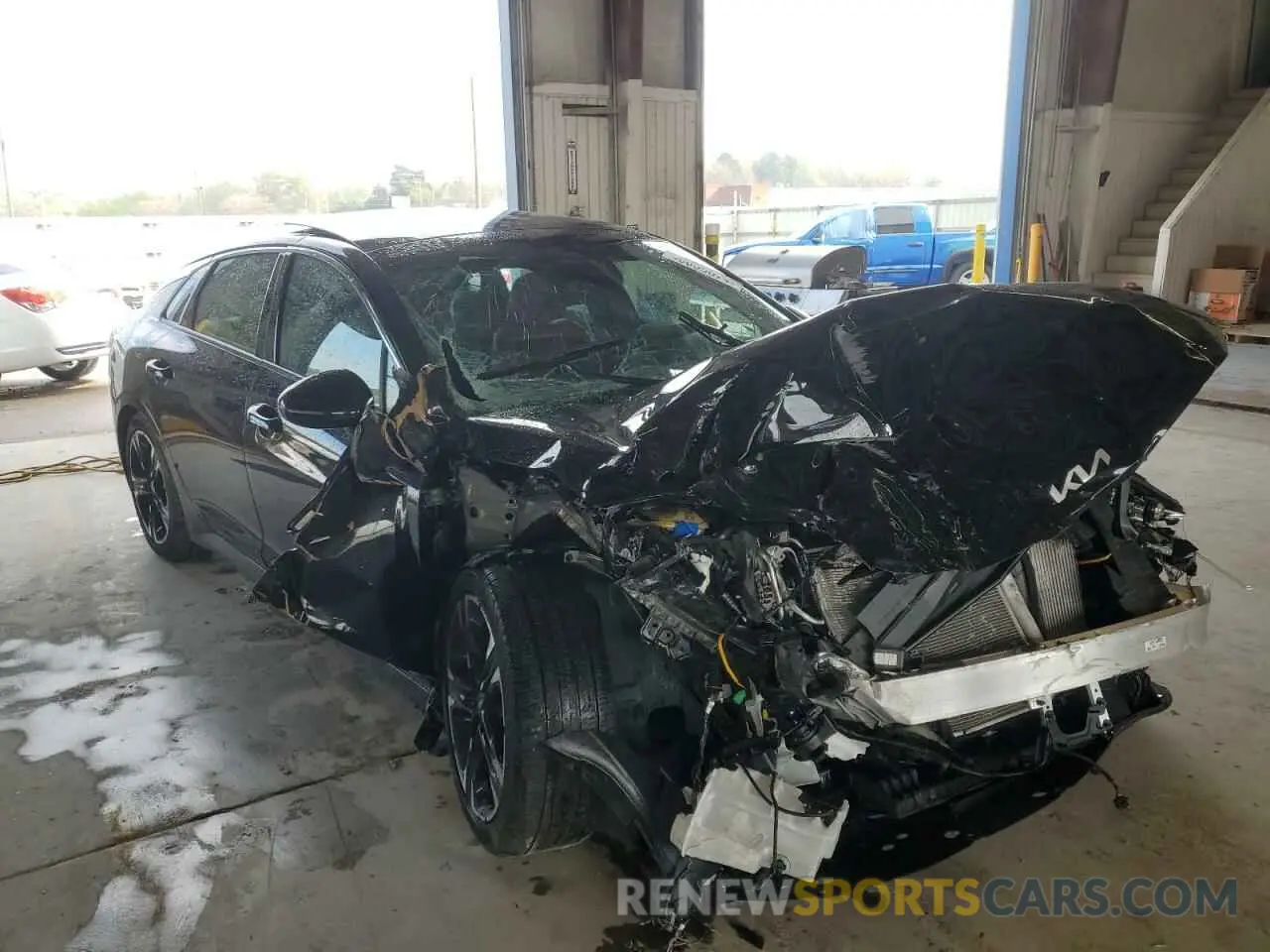 4 Photograph of a damaged car 5XXG64J21RG236706 KIA K5 2024
