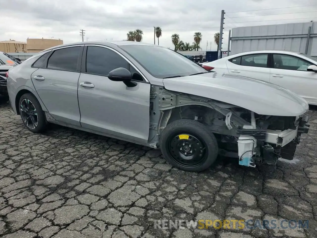 4 Photograph of a damaged car 5XXG64J21RG262769 KIA K5 2024