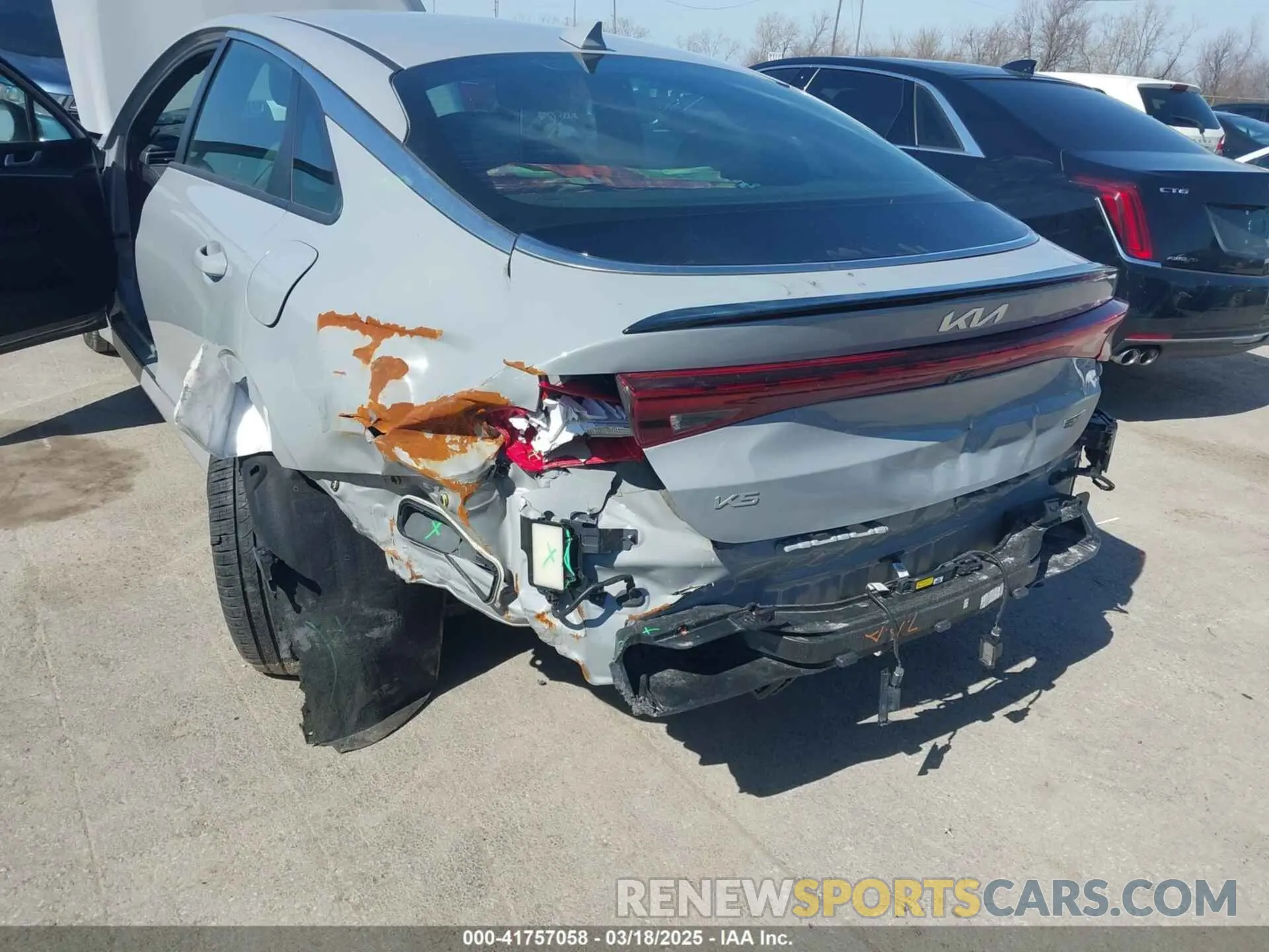 6 Photograph of a damaged car 5XXG64J22RG235225 KIA K5 2024