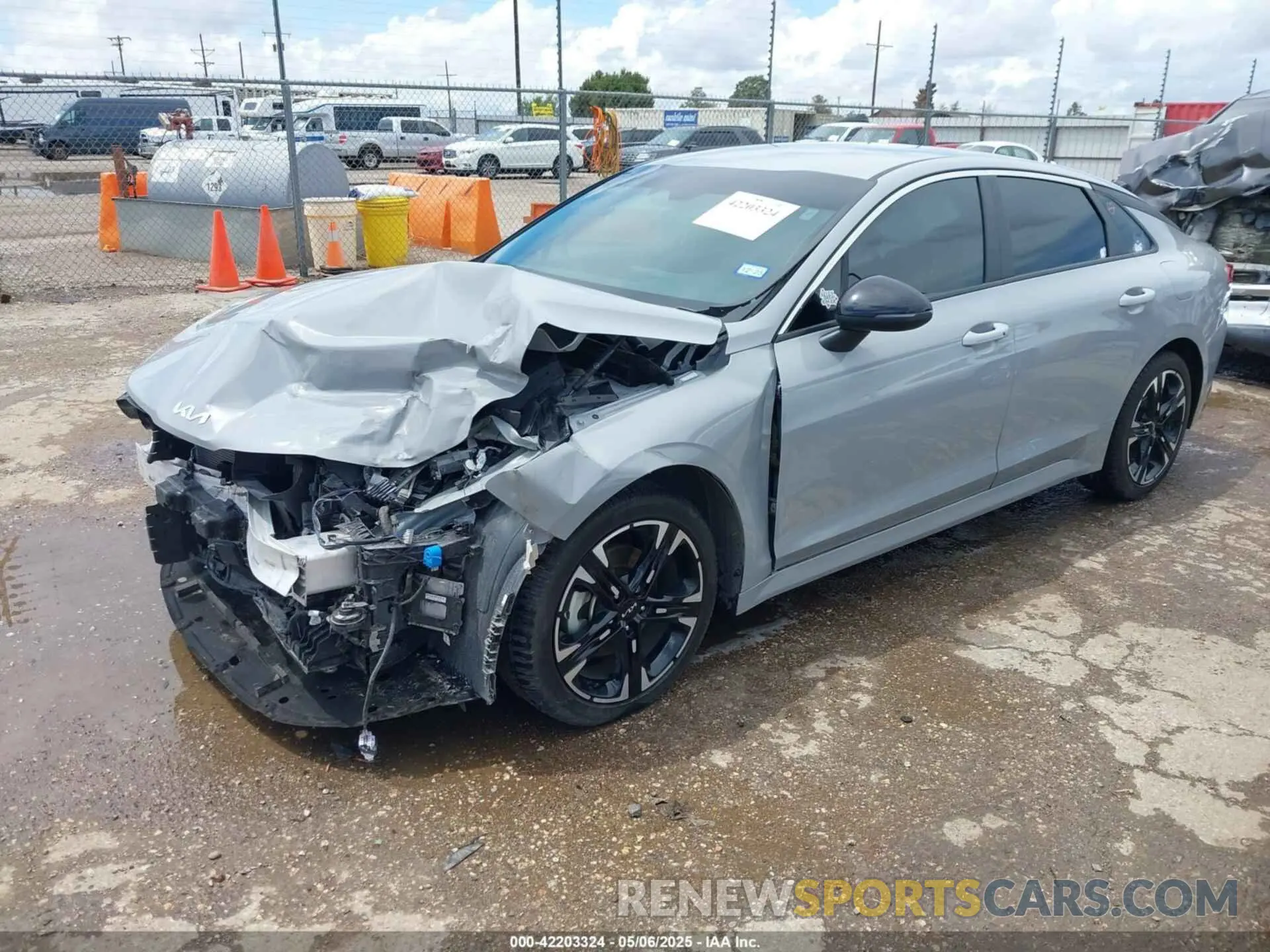 2 Photograph of a damaged car 5XXG64J23RG261252 KIA K5 2024