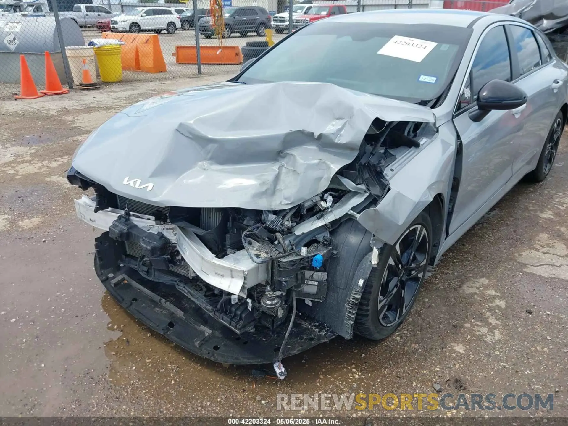 6 Photograph of a damaged car 5XXG64J23RG261252 KIA K5 2024