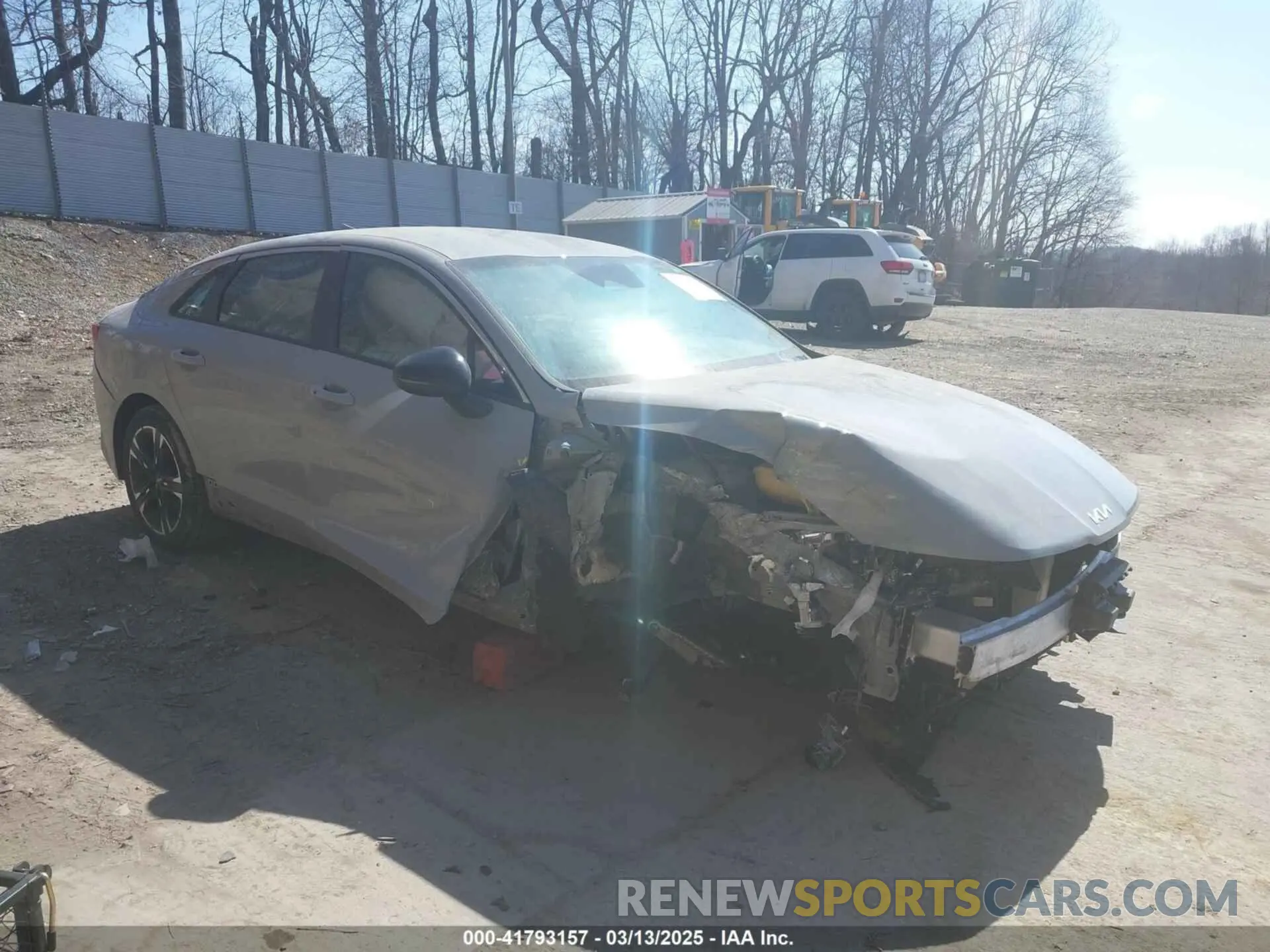 1 Photograph of a damaged car 5XXG64J23RG264863 KIA K5 2024
