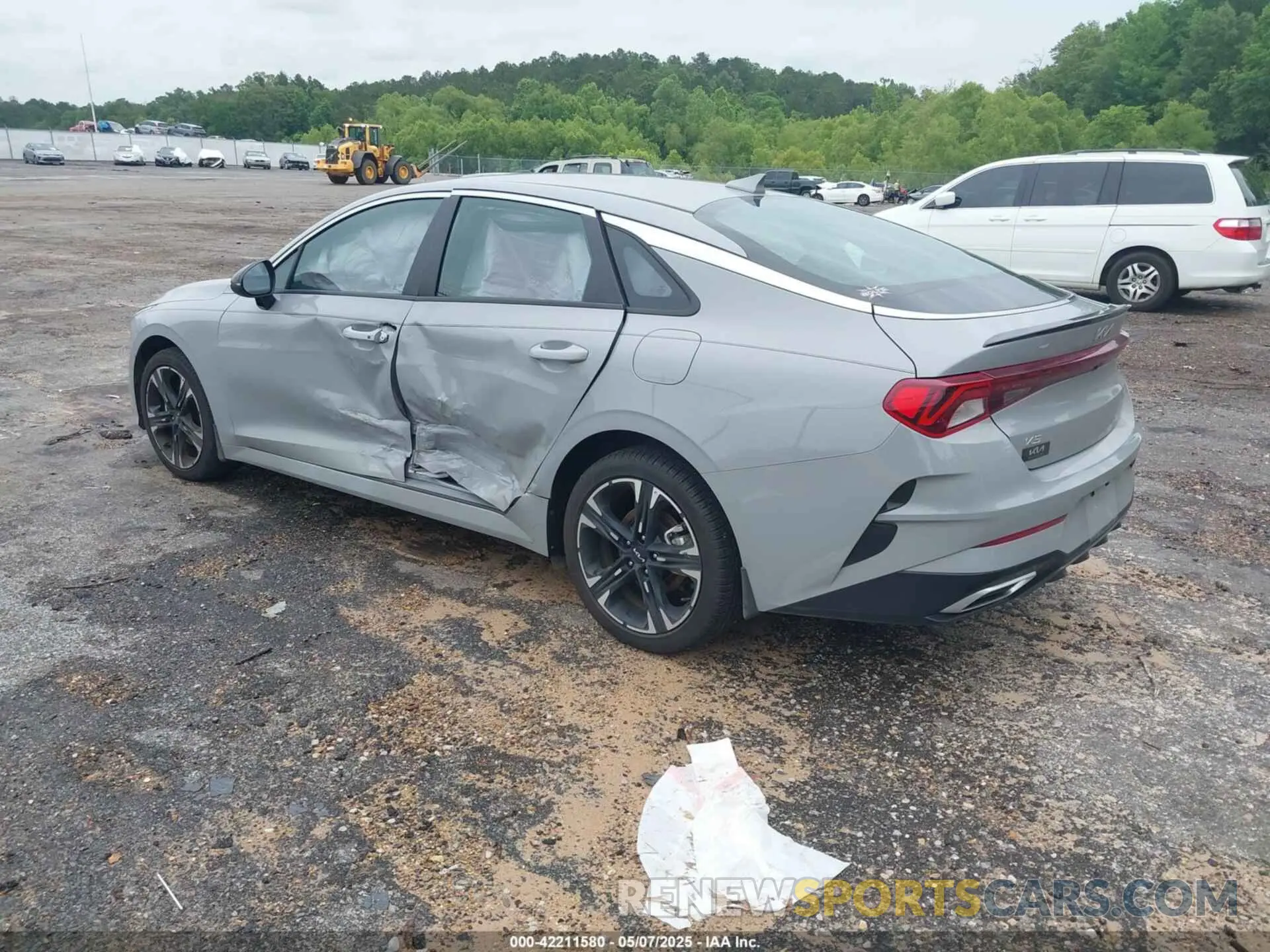 3 Photograph of a damaged car 5XXG64J23RG266497 KIA K5 2024