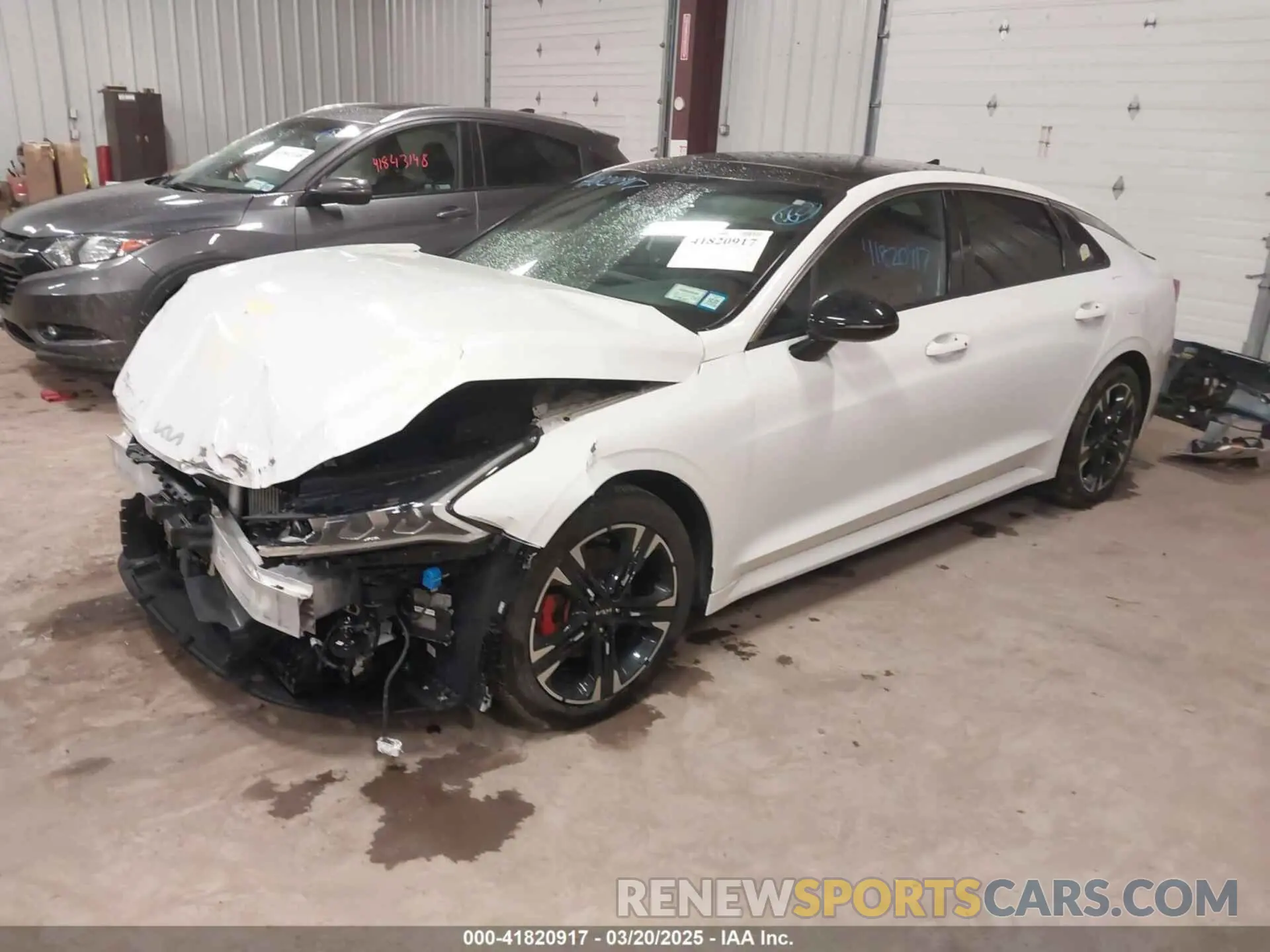 2 Photograph of a damaged car 5XXG64J24RG251037 KIA K5 2024