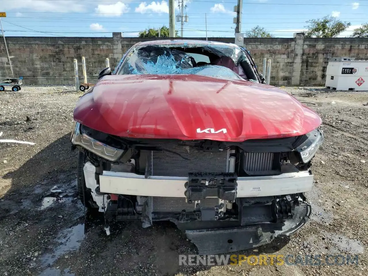 5 Photograph of a damaged car 5XXG64J25RG247160 KIA K5 2024