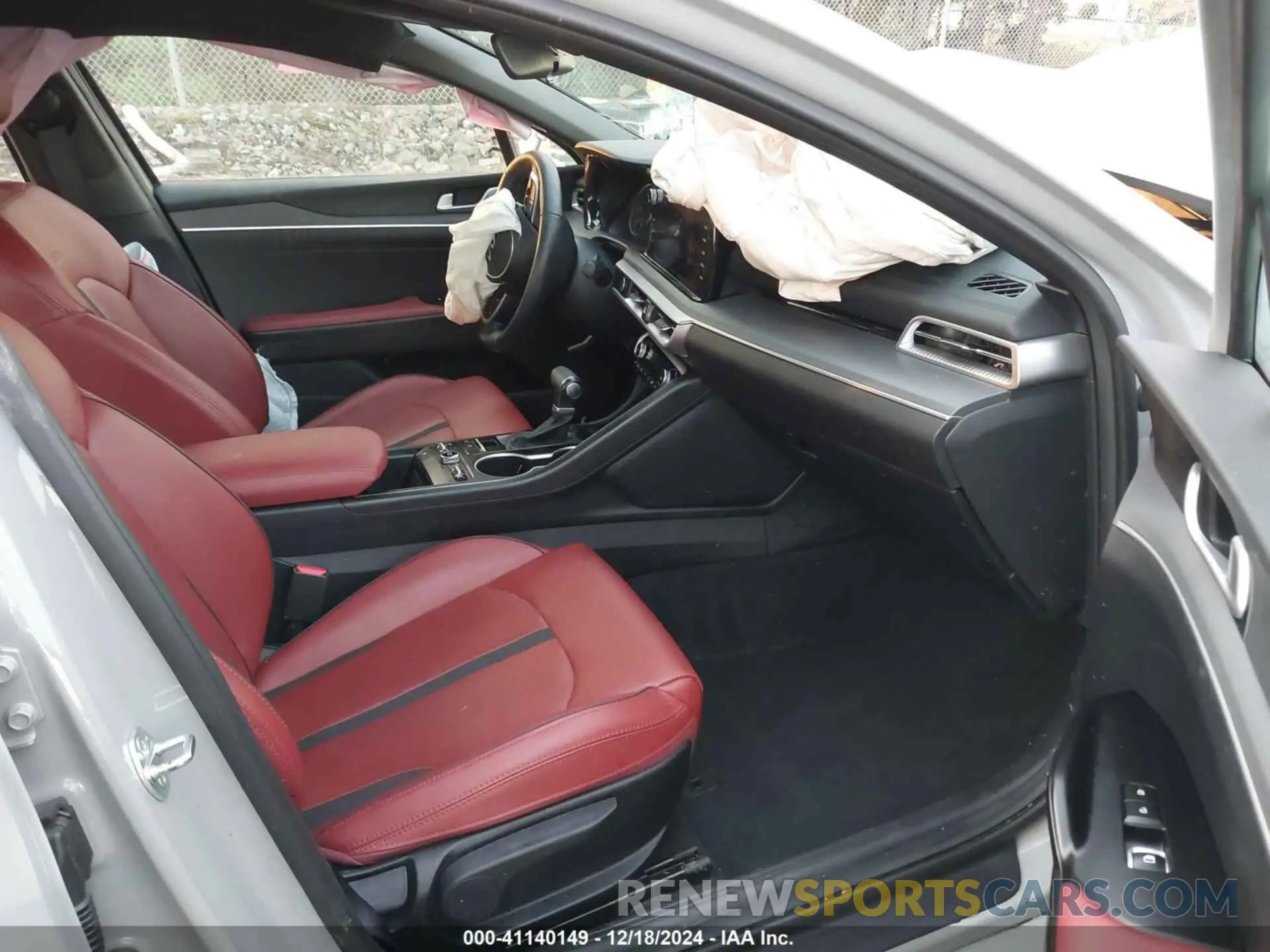 5 Photograph of a damaged car 5XXG64J26RG264761 KIA K5 2024
