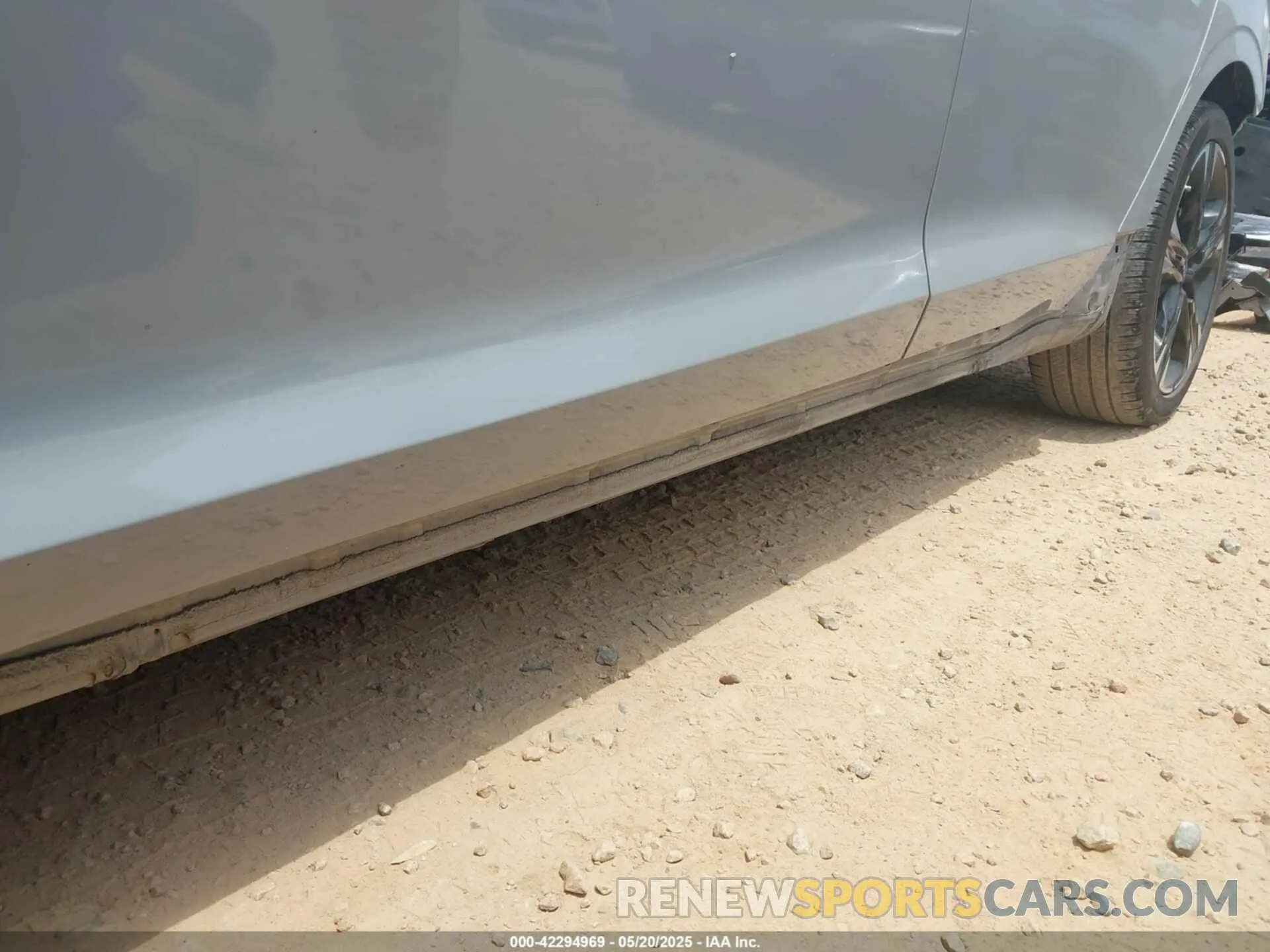 19 Photograph of a damaged car 5XXG64J26RG266266 KIA K5 2024