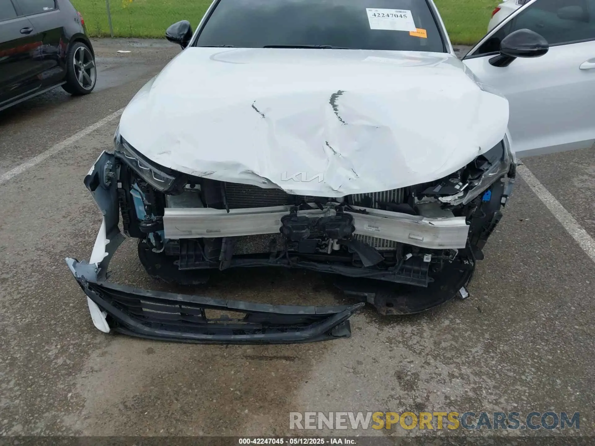 6 Photograph of a damaged car 5XXG64J27RG250383 KIA K5 2024