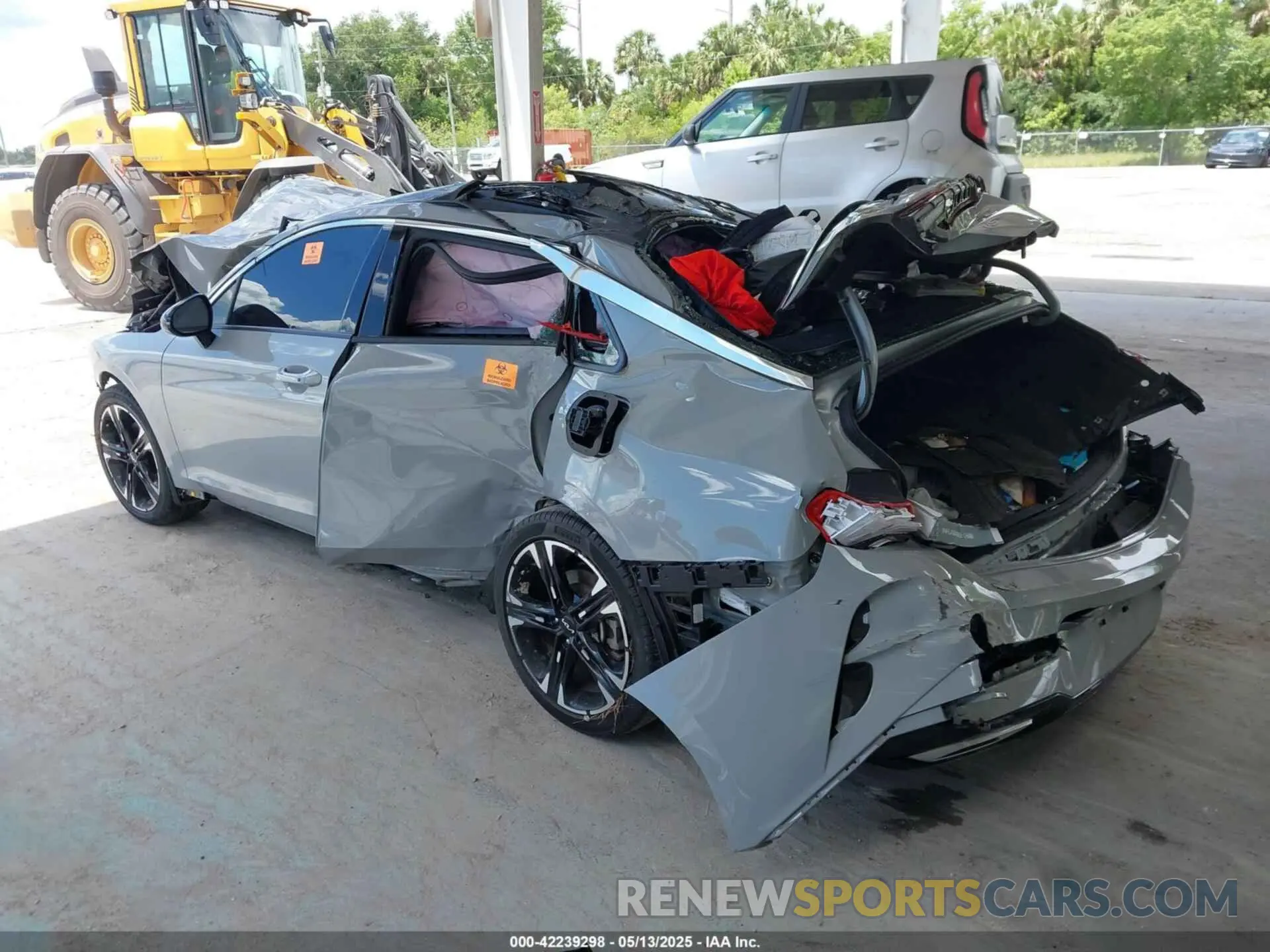 3 Photograph of a damaged car 5XXG64J28RG230692 KIA K5 2024