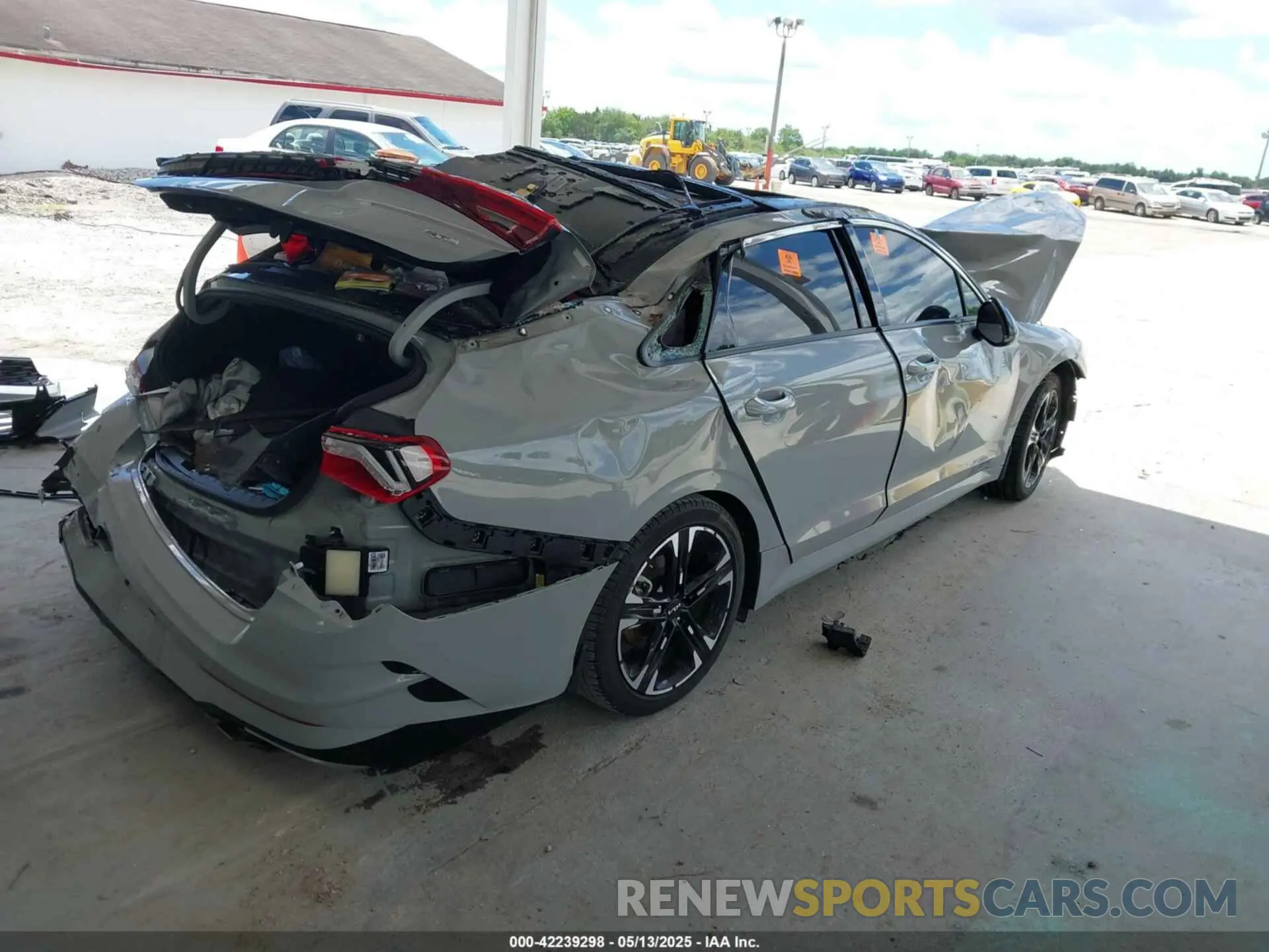 4 Photograph of a damaged car 5XXG64J28RG230692 KIA K5 2024