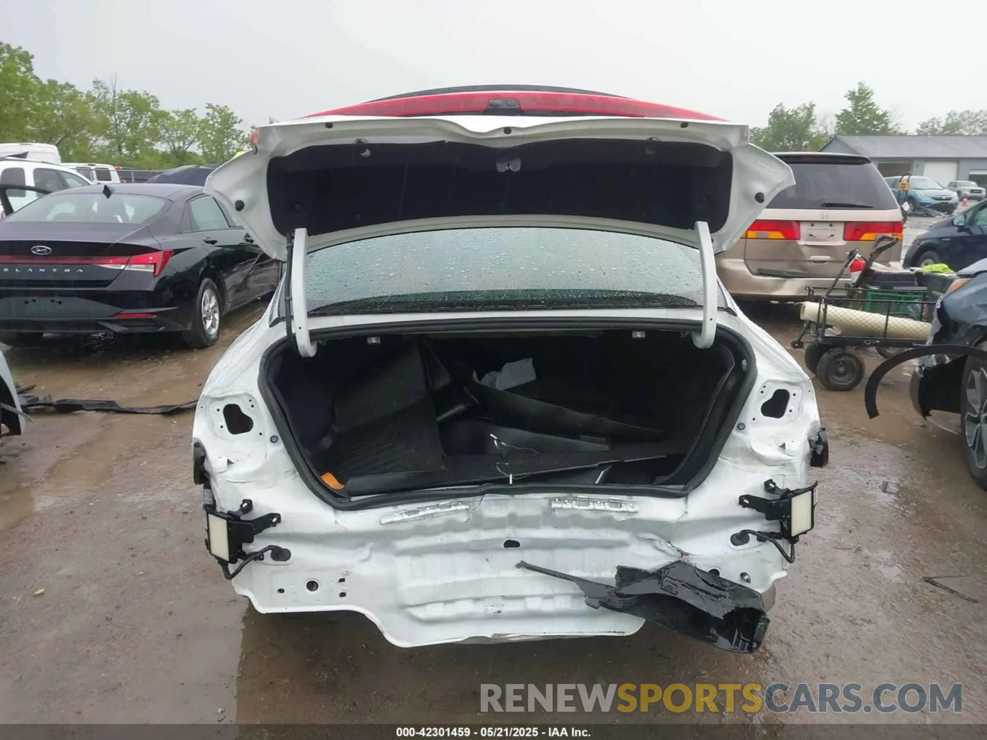 17 Photograph of a damaged car 5XXG64J28RG230854 KIA K5 2024