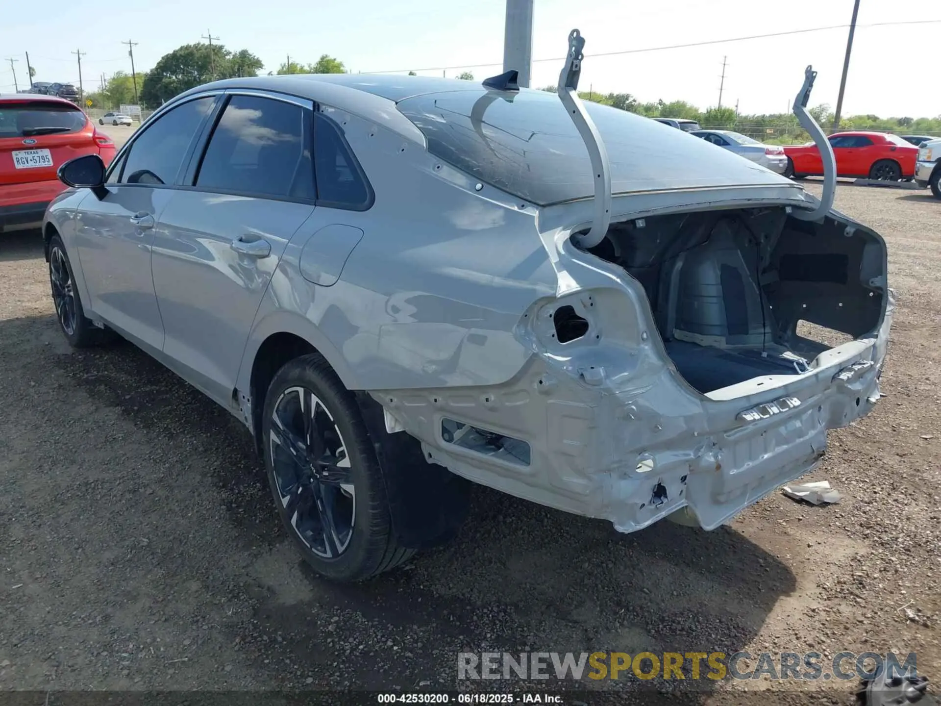 3 Photograph of a damaged car 5XXG64J28RG250263 KIA K5 2024