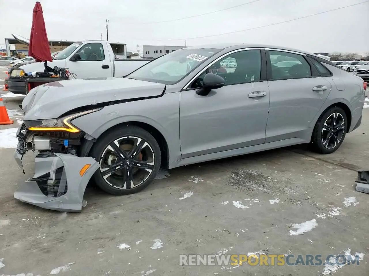 1 Photograph of a damaged car 5XXG64J29RG247811 KIA K5 2024