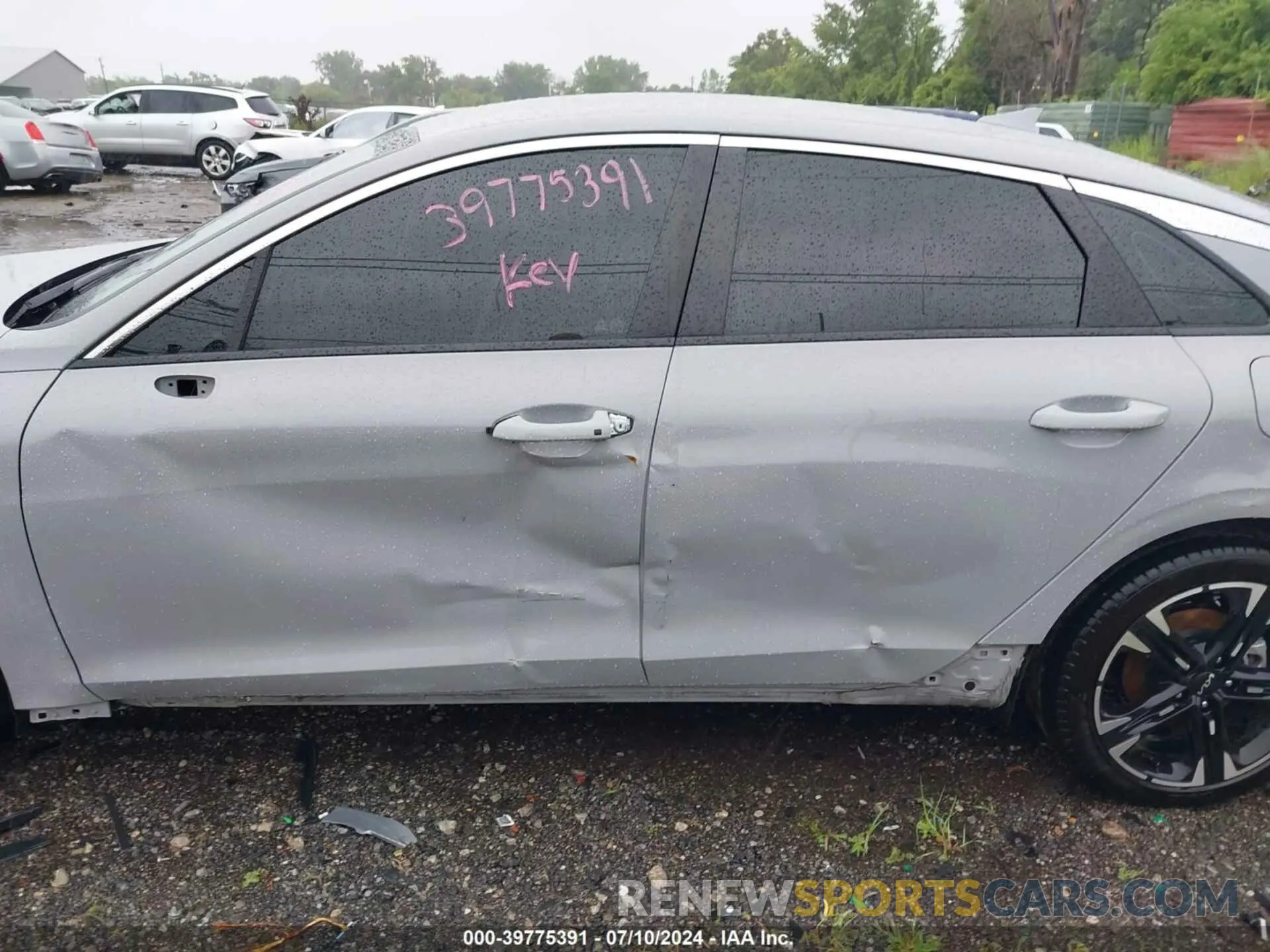 15 Photograph of a damaged car 5XXG64J29RG258548 KIA K5 2024