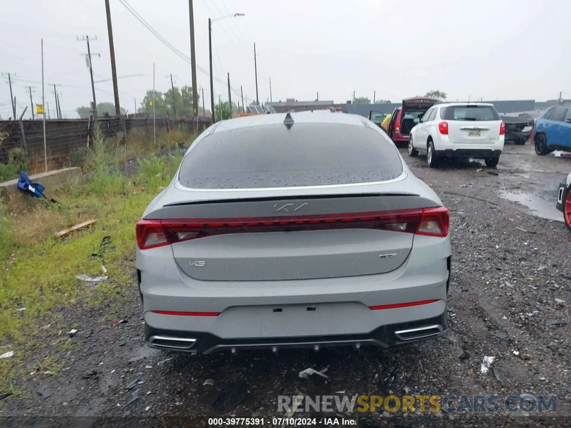 17 Photograph of a damaged car 5XXG64J29RG258548 KIA K5 2024