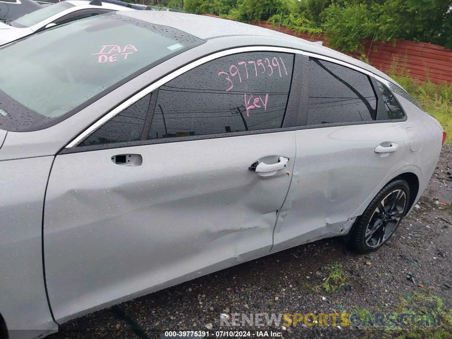 6 Photograph of a damaged car 5XXG64J29RG258548 KIA K5 2024
