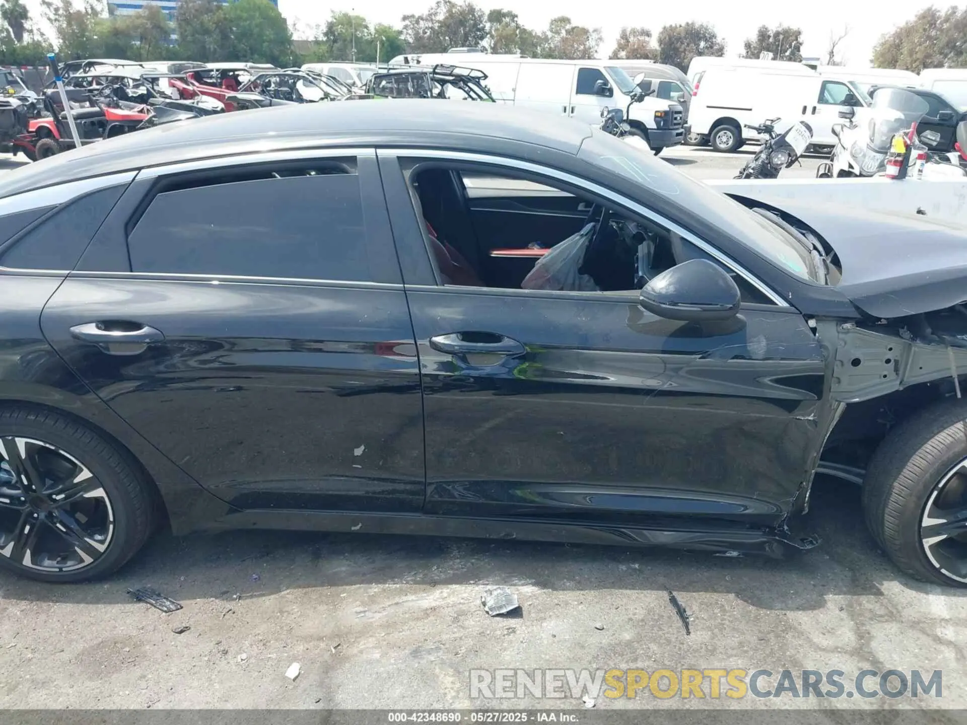 12 Photograph of a damaged car 5XXG64J2XRG247641 KIA K5 2024