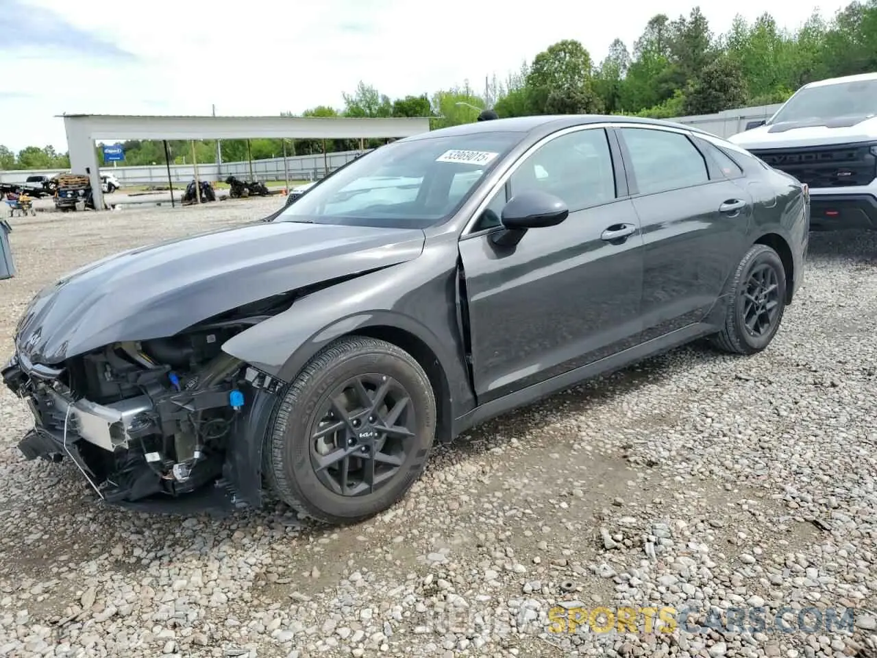 1 Photograph of a damaged car KNAG24J77S5322746 KIA K5 2025