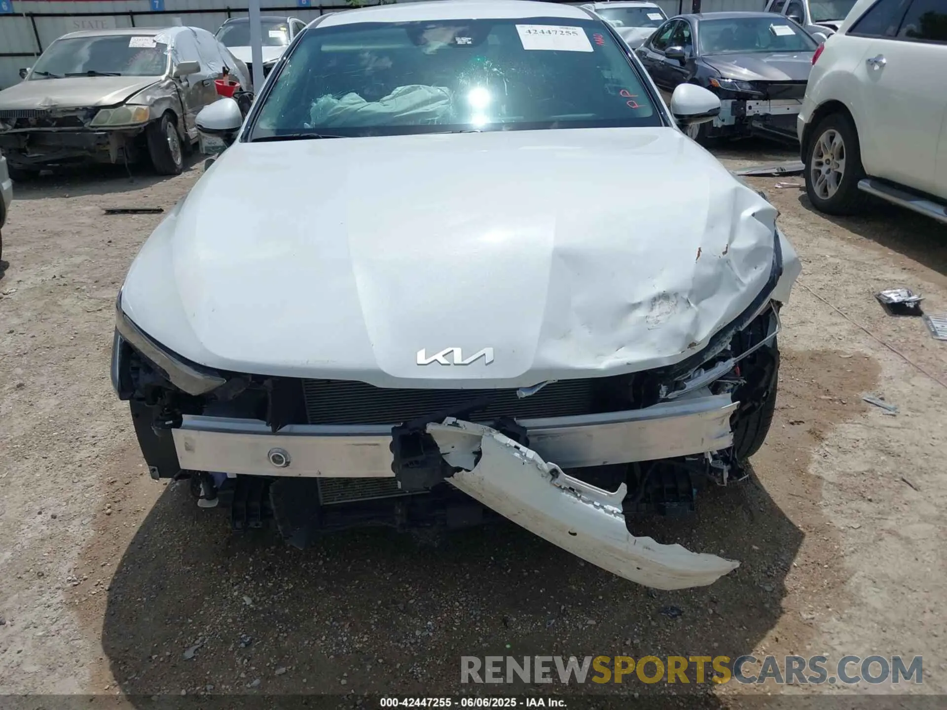 18 Photograph of a damaged car KNAG24J78S5293497 KIA K5 2025