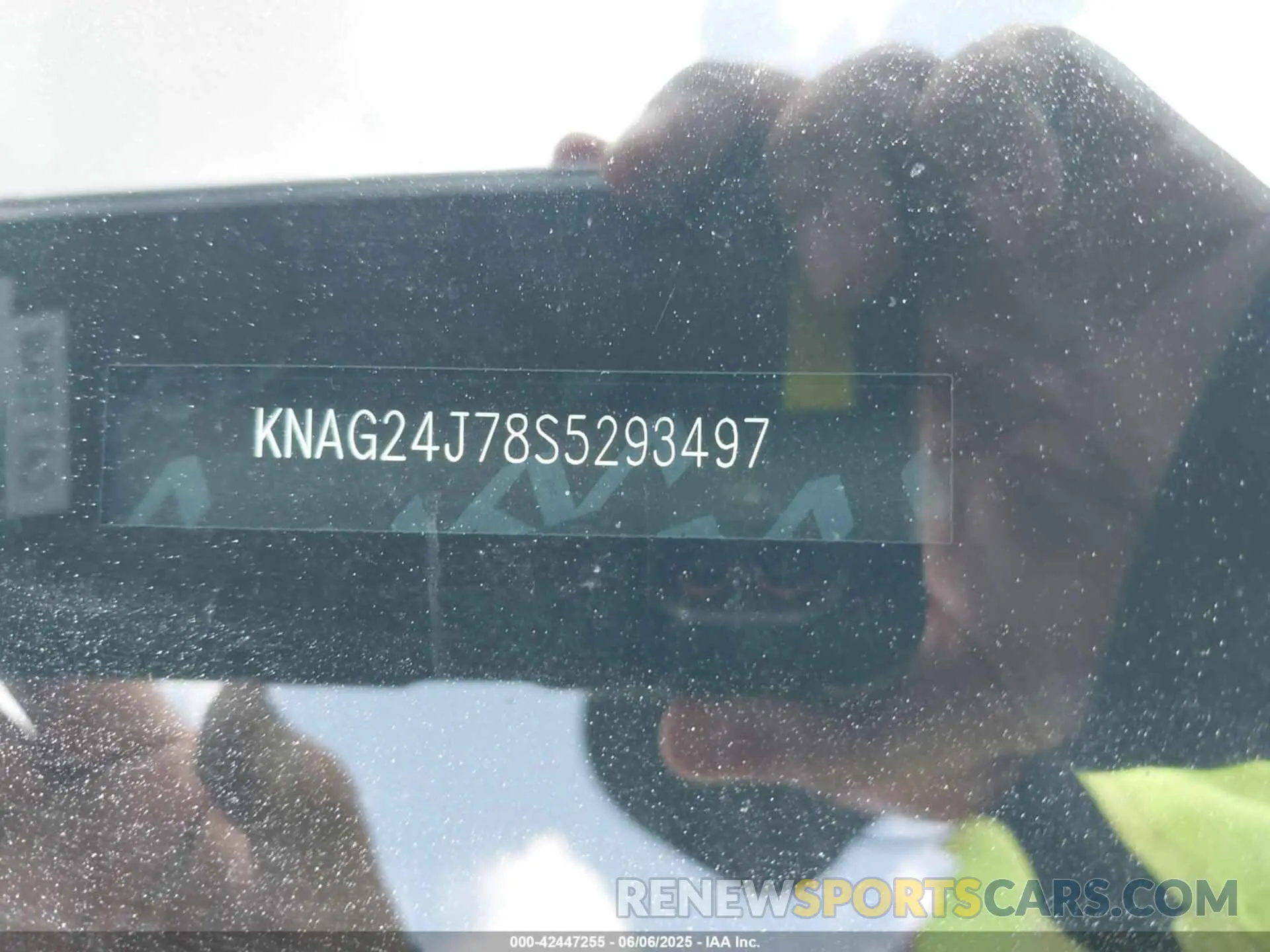 9 Photograph of a damaged car KNAG24J78S5293497 KIA K5 2025