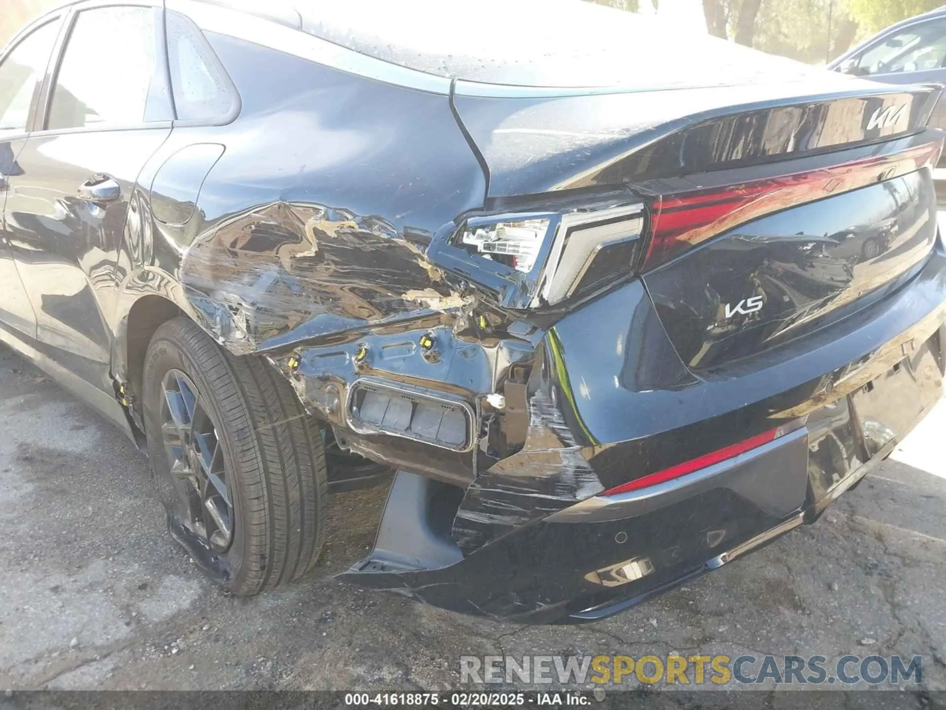 12 Photograph of a damaged car KNAG24J7XS5291850 KIA K5 2025