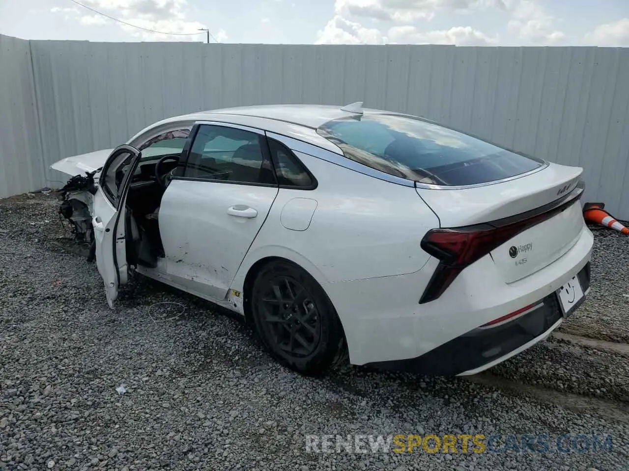 2 Photograph of a damaged car KNAG24J7XS5294067 KIA K5 2025