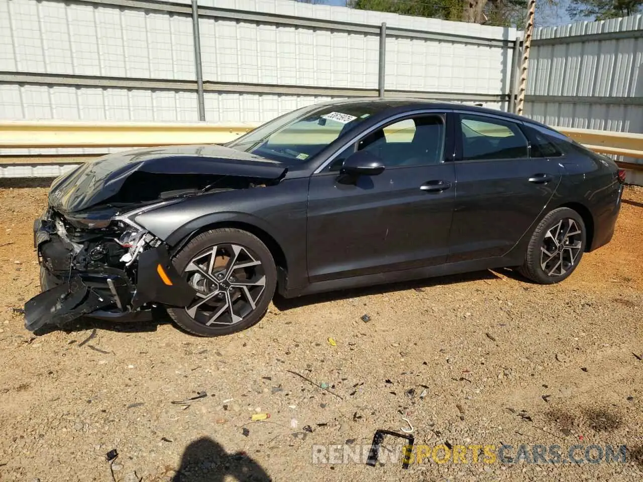 1 Photograph of a damaged car KNAG34J75S5286407 KIA K5 2025