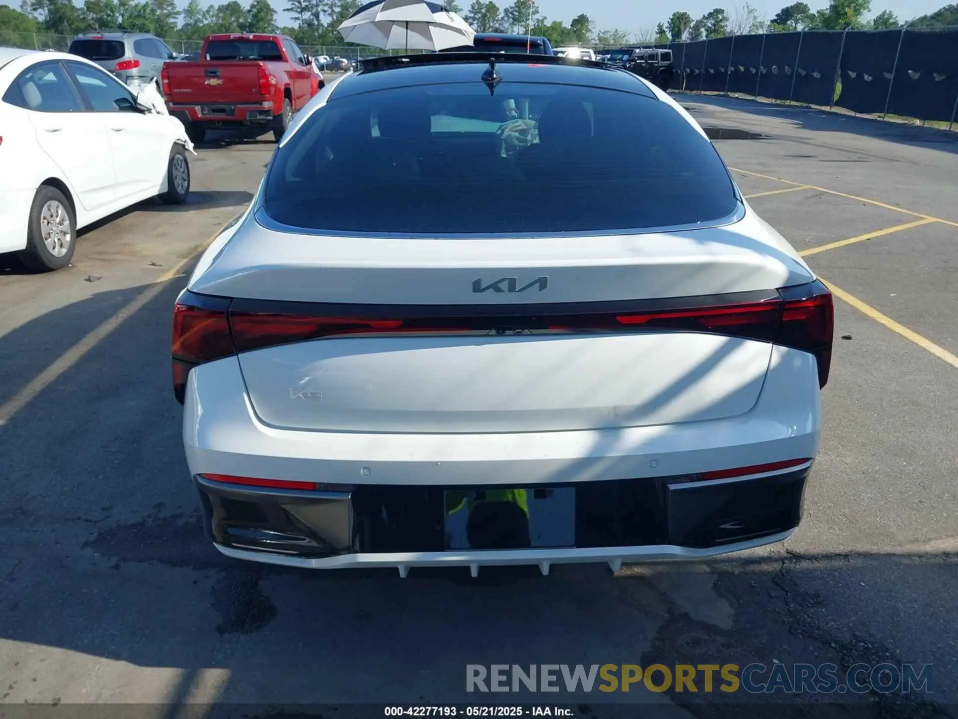 17 Photograph of a damaged car KNAG34J79S5292453 KIA K5 2025