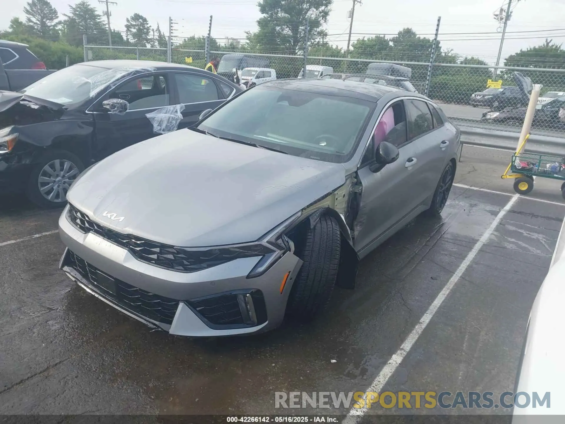 2 Photograph of a damaged car KNAG44J81S5322597 KIA K5 2025