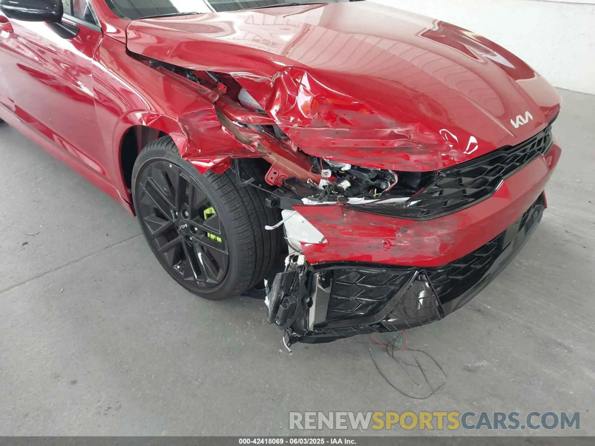 6 Photograph of a damaged car KNAG44J82S5321779 KIA K5 2025
