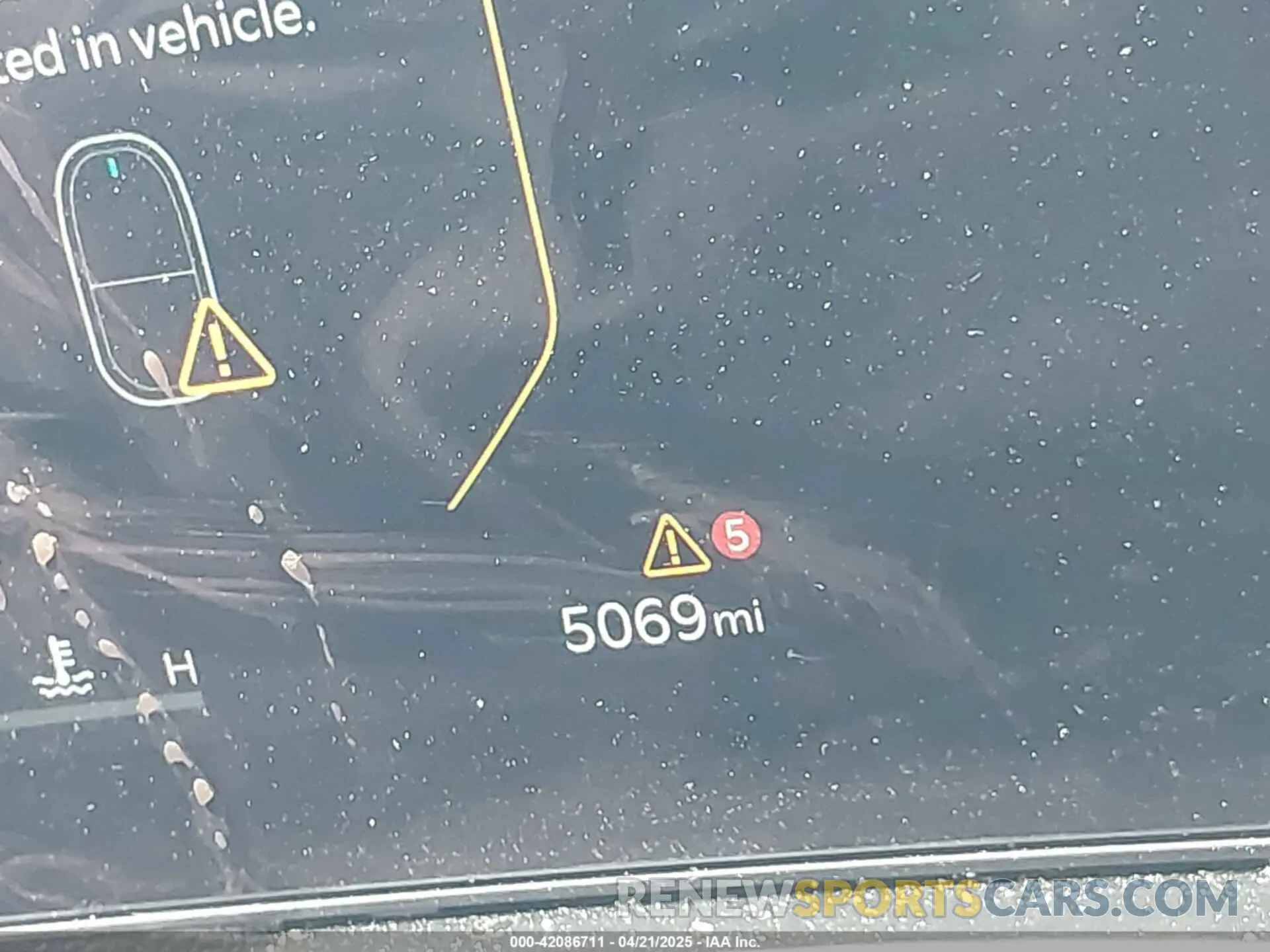 16 Photograph of a damaged car KNAG44J83S5341295 KIA K5 2025