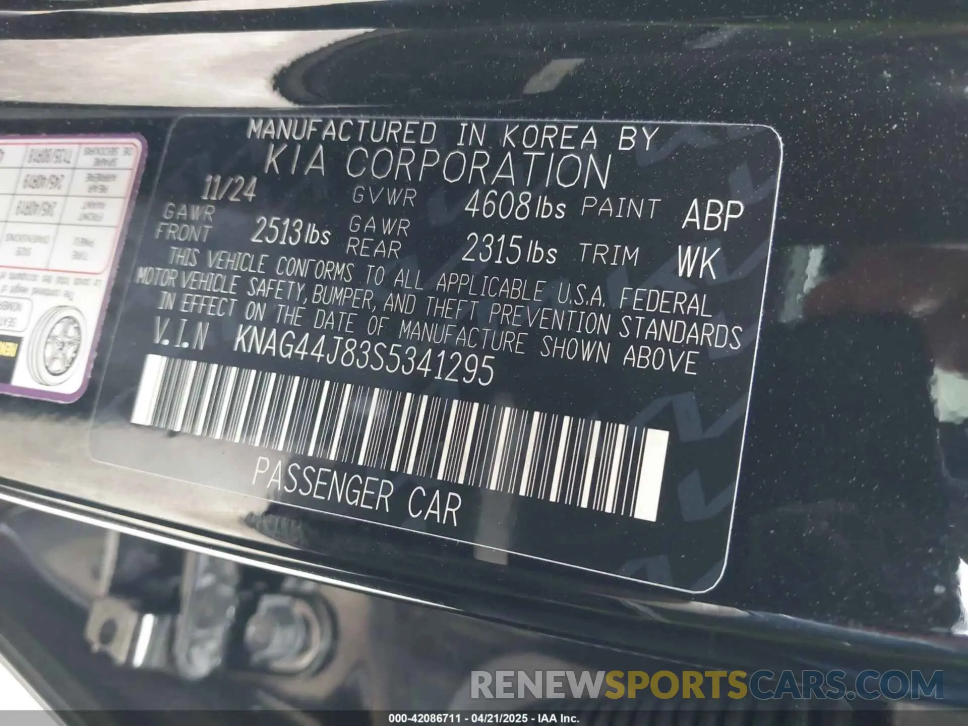 9 Photograph of a damaged car KNAG44J83S5341295 KIA K5 2025