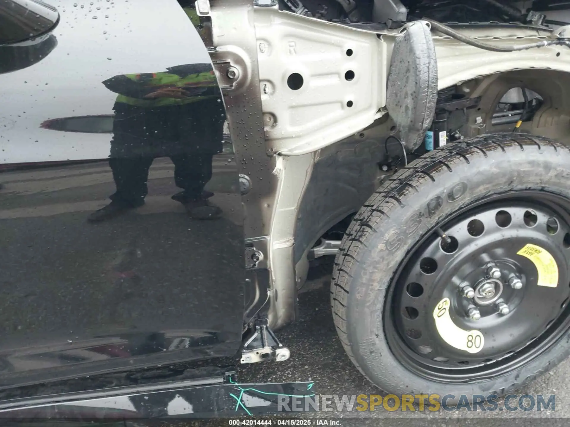 19 Photograph of a damaged car KNAG44J86S5321963 KIA K5 2025
