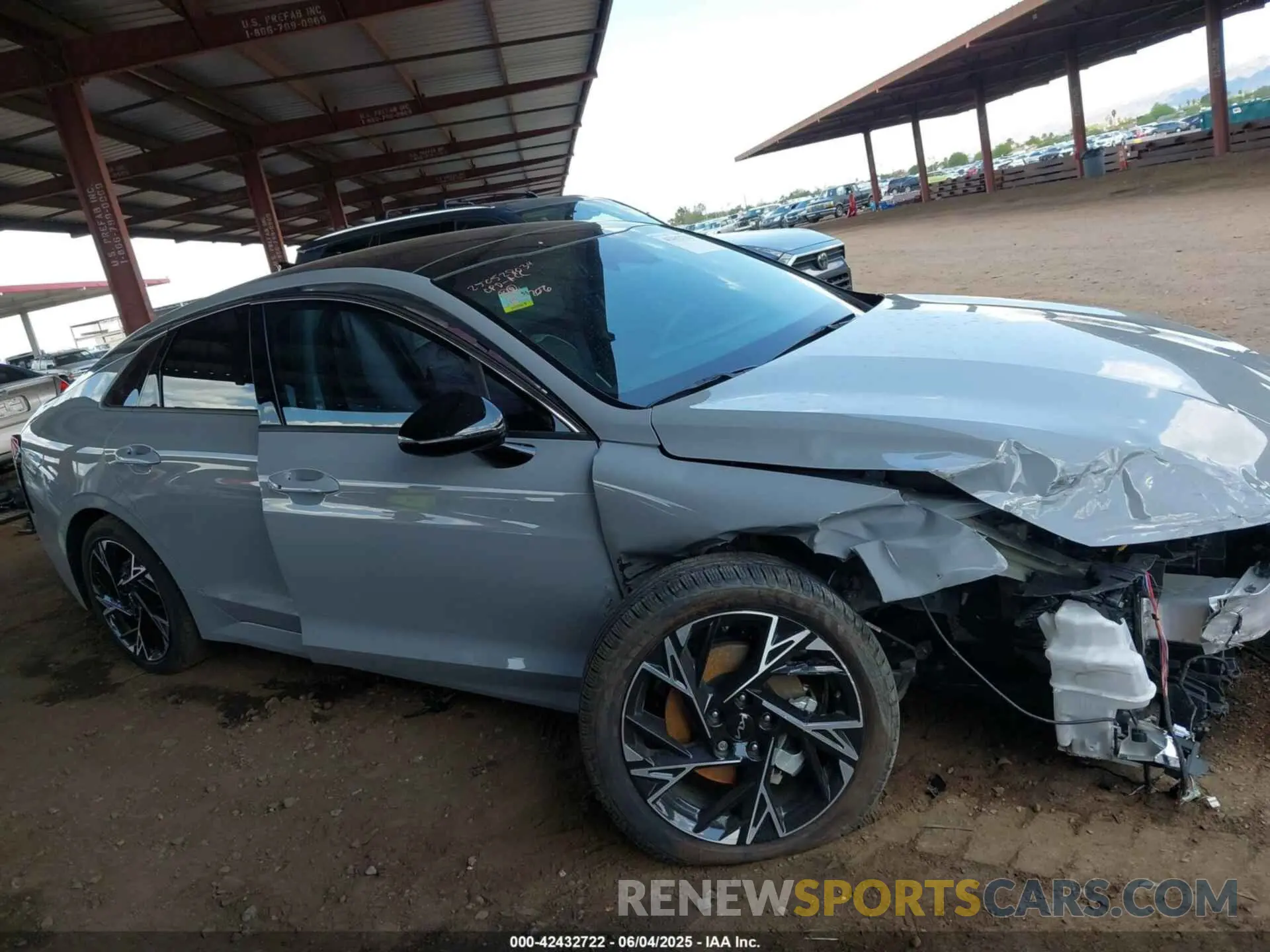 13 Photograph of a damaged car KNAG64J70S5278903 KIA K5 2025