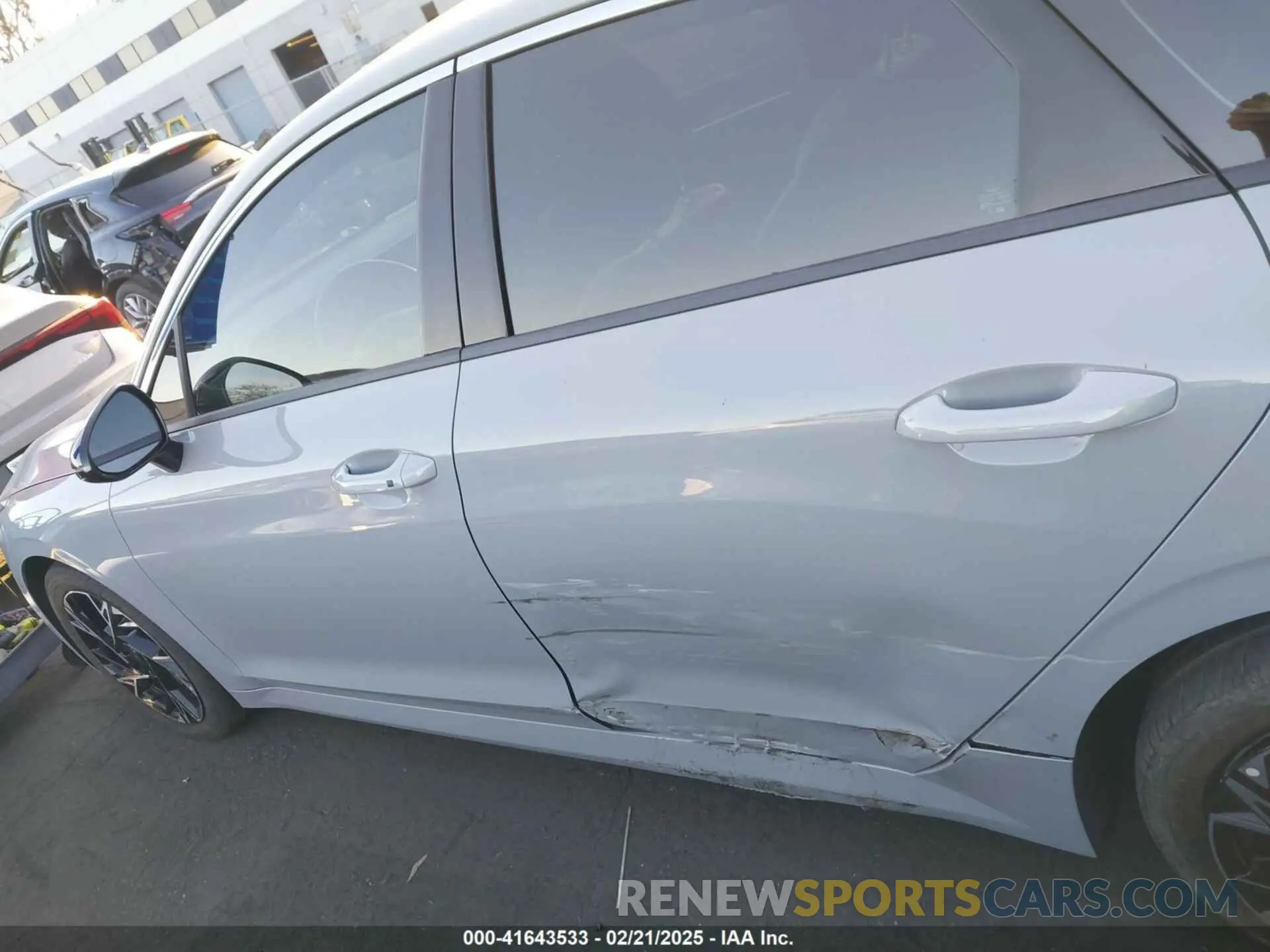 15 Photograph of a damaged car KNAG64J71S5269708 KIA K5 2025