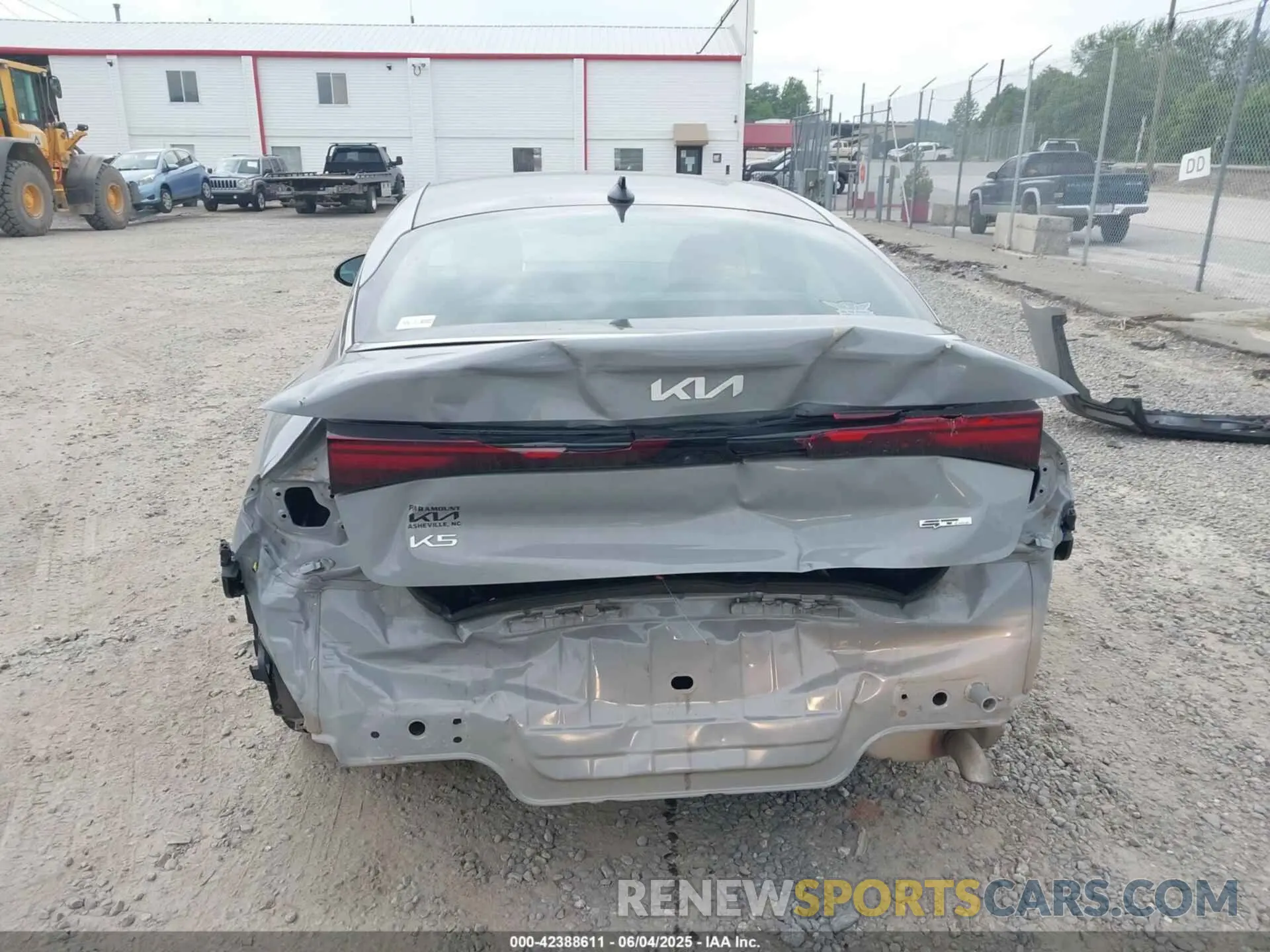 17 Photograph of a damaged car KNAG64J71S5269966 KIA K5 2025