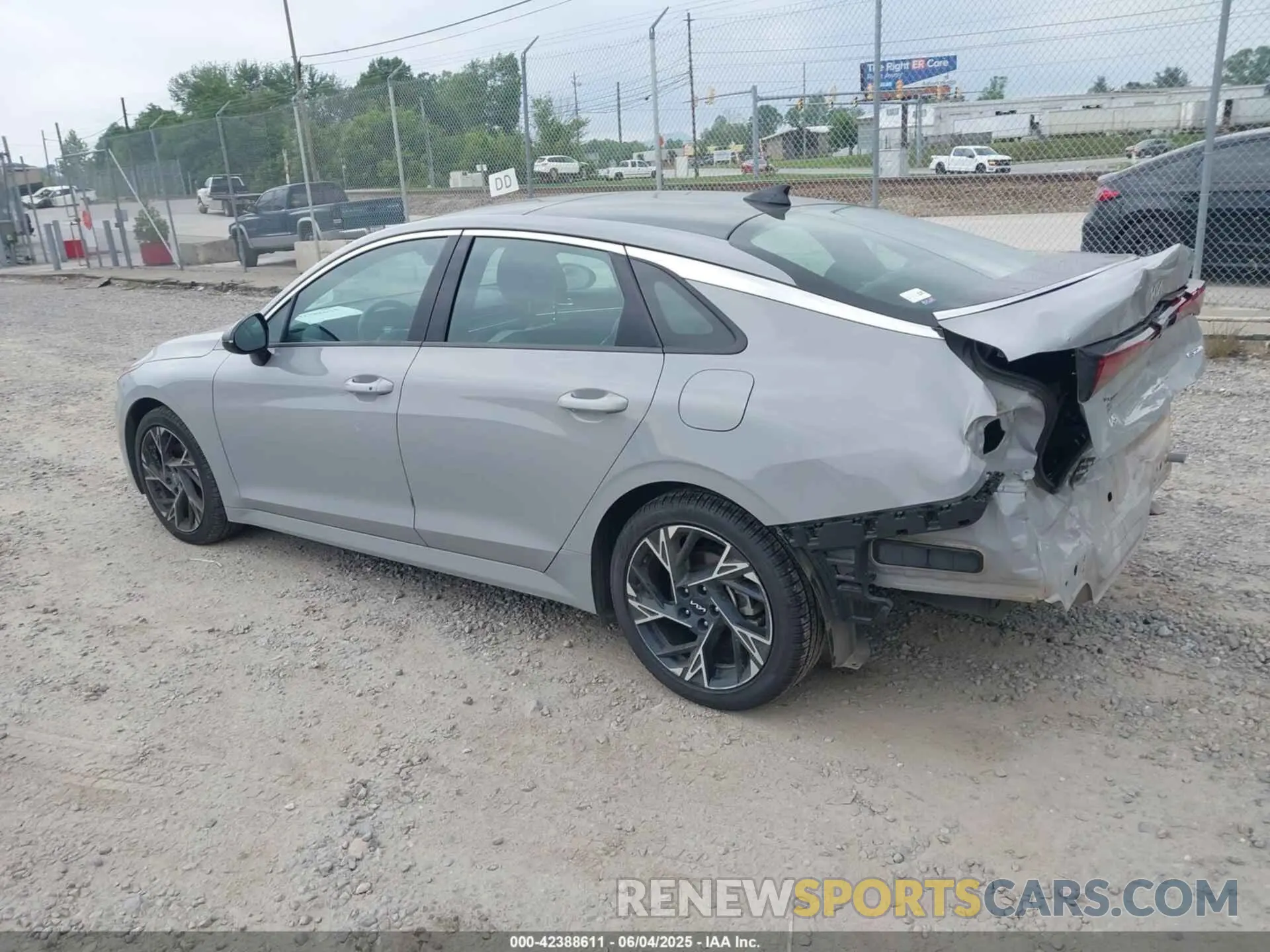 3 Photograph of a damaged car KNAG64J71S5269966 KIA K5 2025