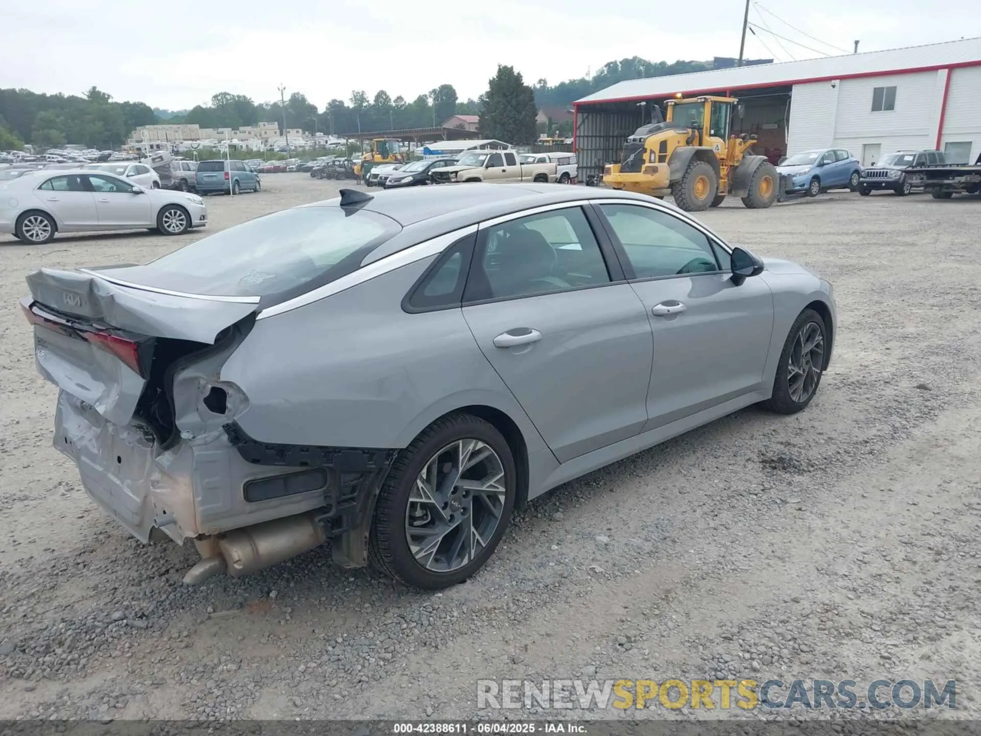 4 Photograph of a damaged car KNAG64J71S5269966 KIA K5 2025