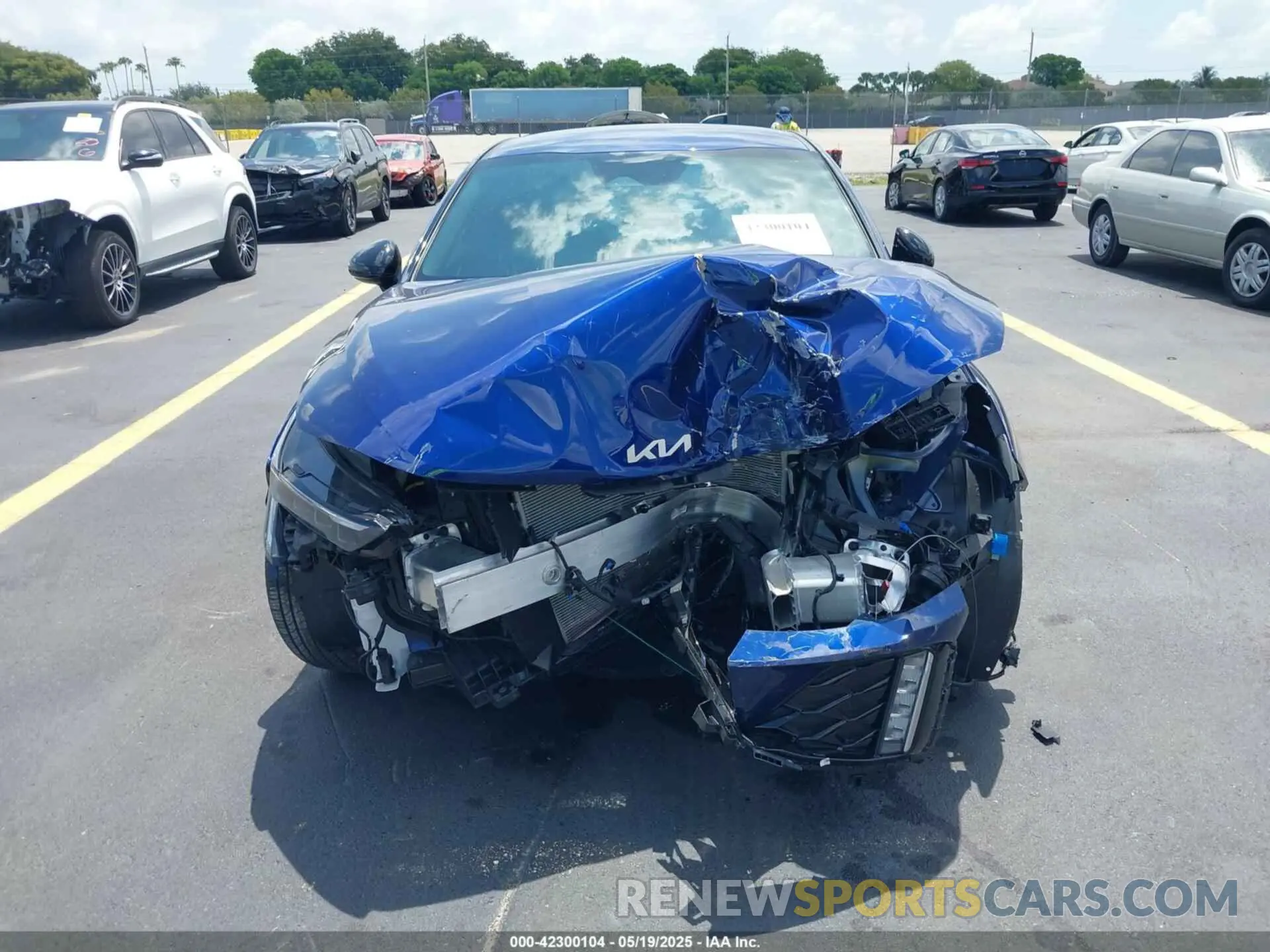 12 Photograph of a damaged car KNAG64J71S5274343 KIA K5 2025