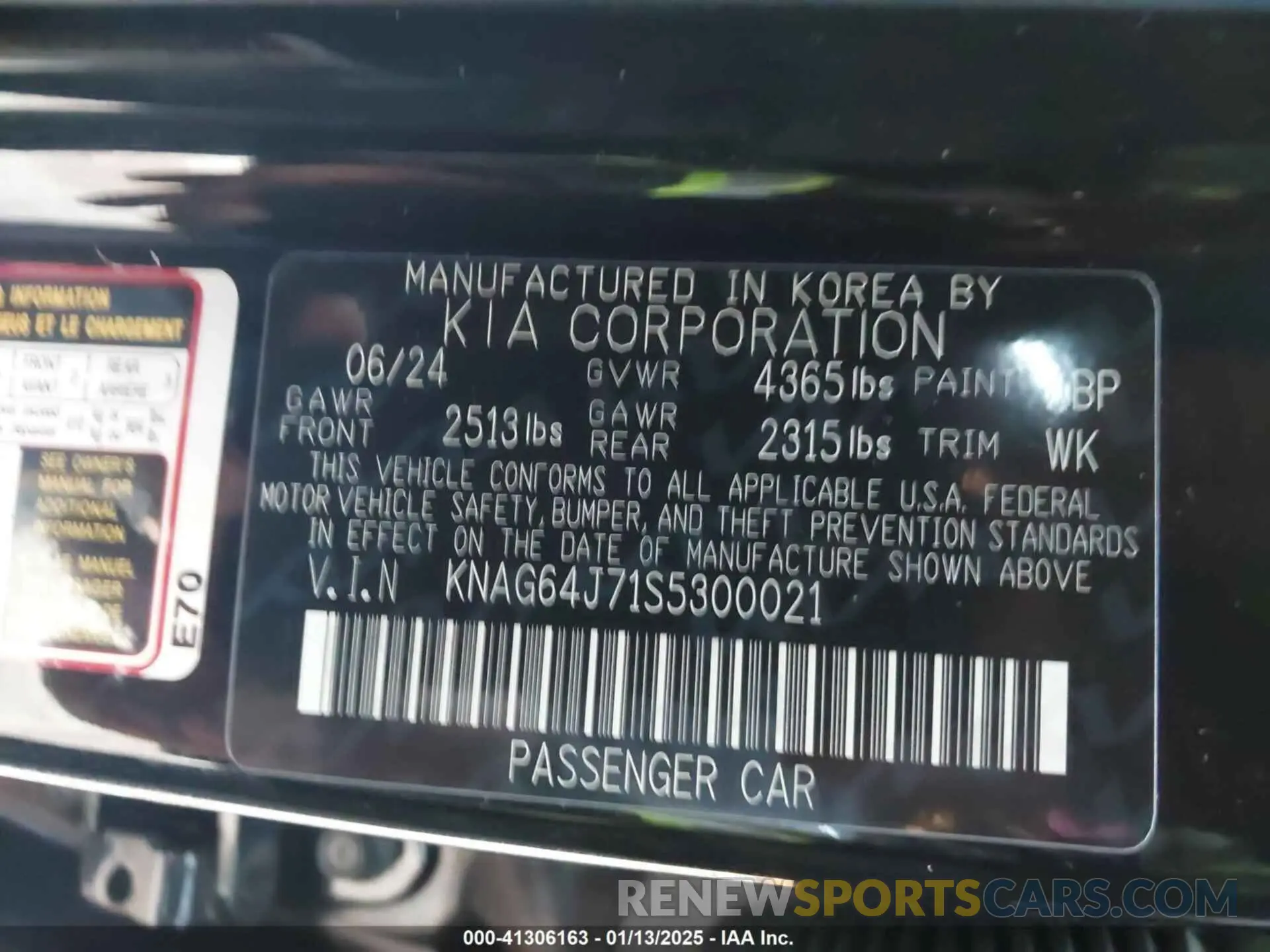 9 Photograph of a damaged car KNAG64J71S5300021 KIA K5 2025