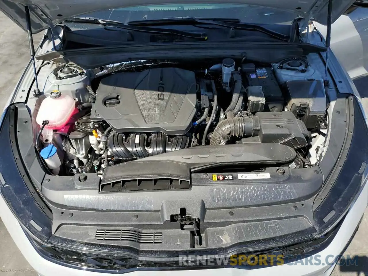 13 Photograph of a damaged car KNAG64J72S5271337 KIA K5 2025