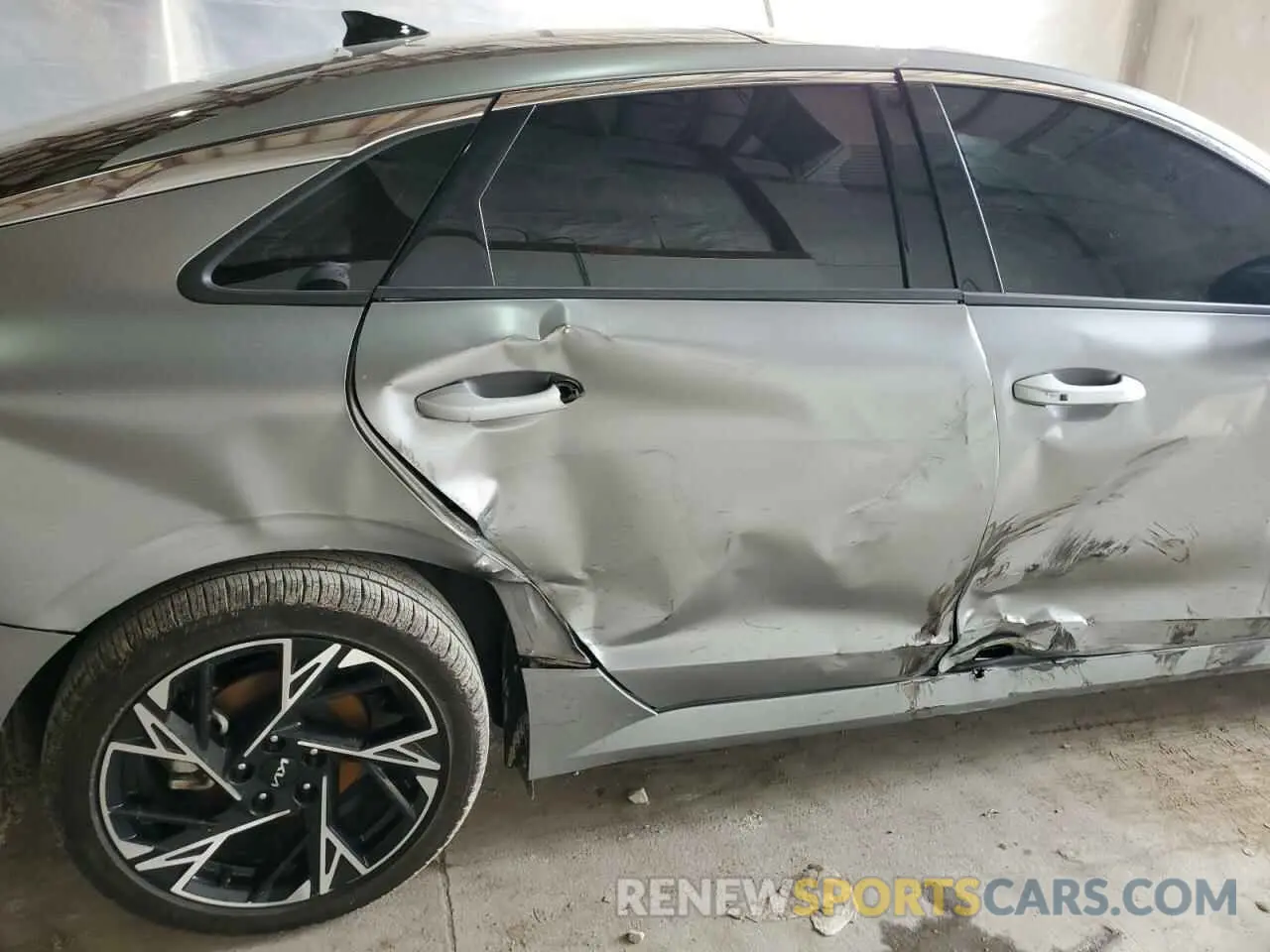 10 Photograph of a damaged car KNAG64J72S5285156 KIA K5 2025