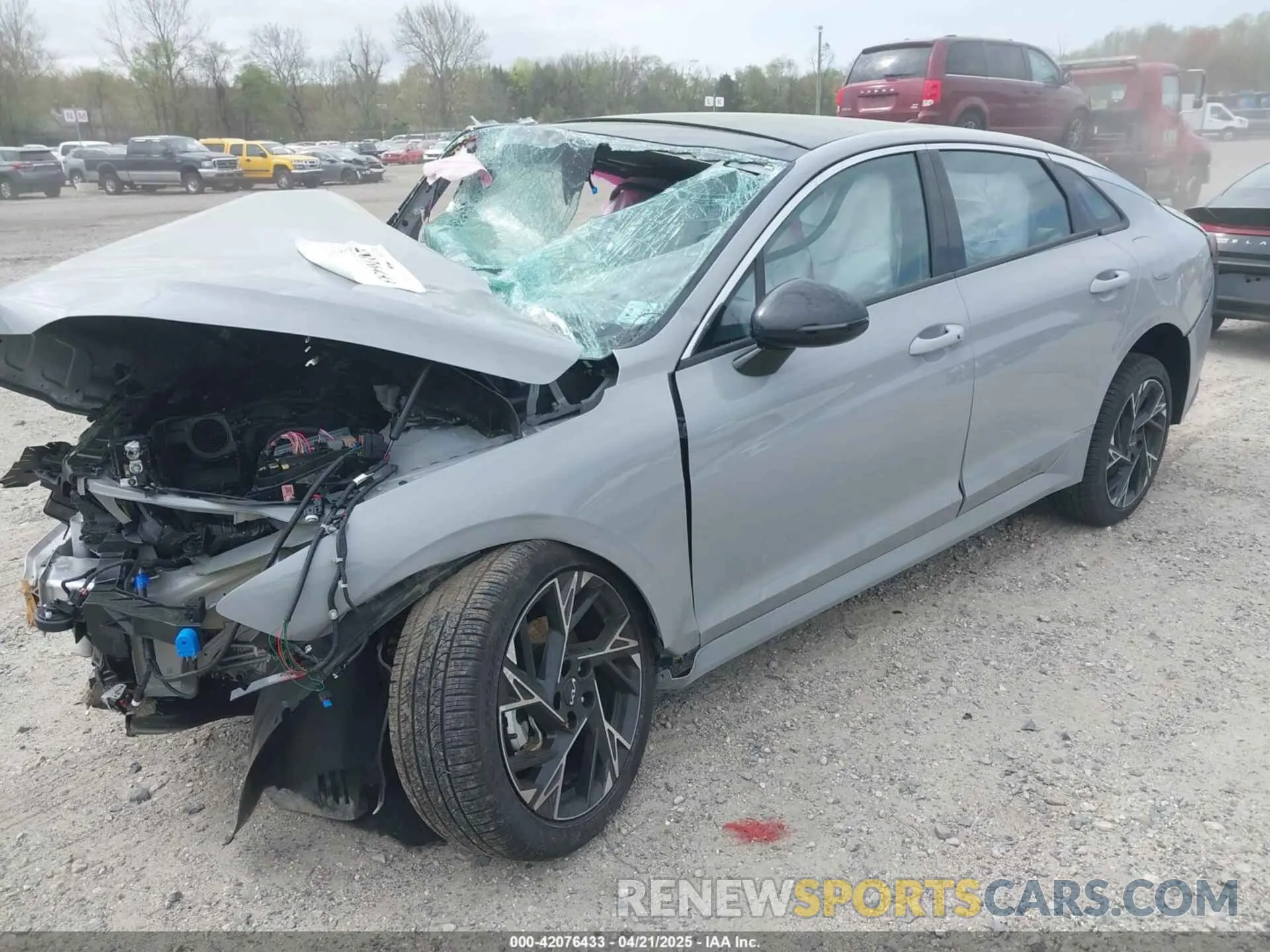 2 Photograph of a damaged car KNAG64J72S5350183 KIA K5 2025