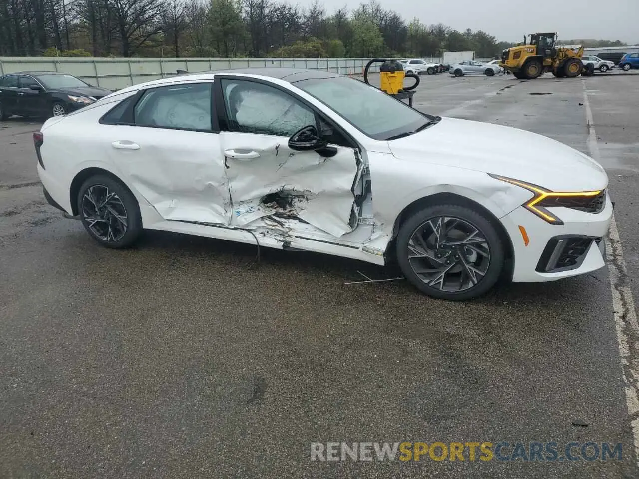 4 Photograph of a damaged car KNAG64J72S5356601 KIA K5 2025