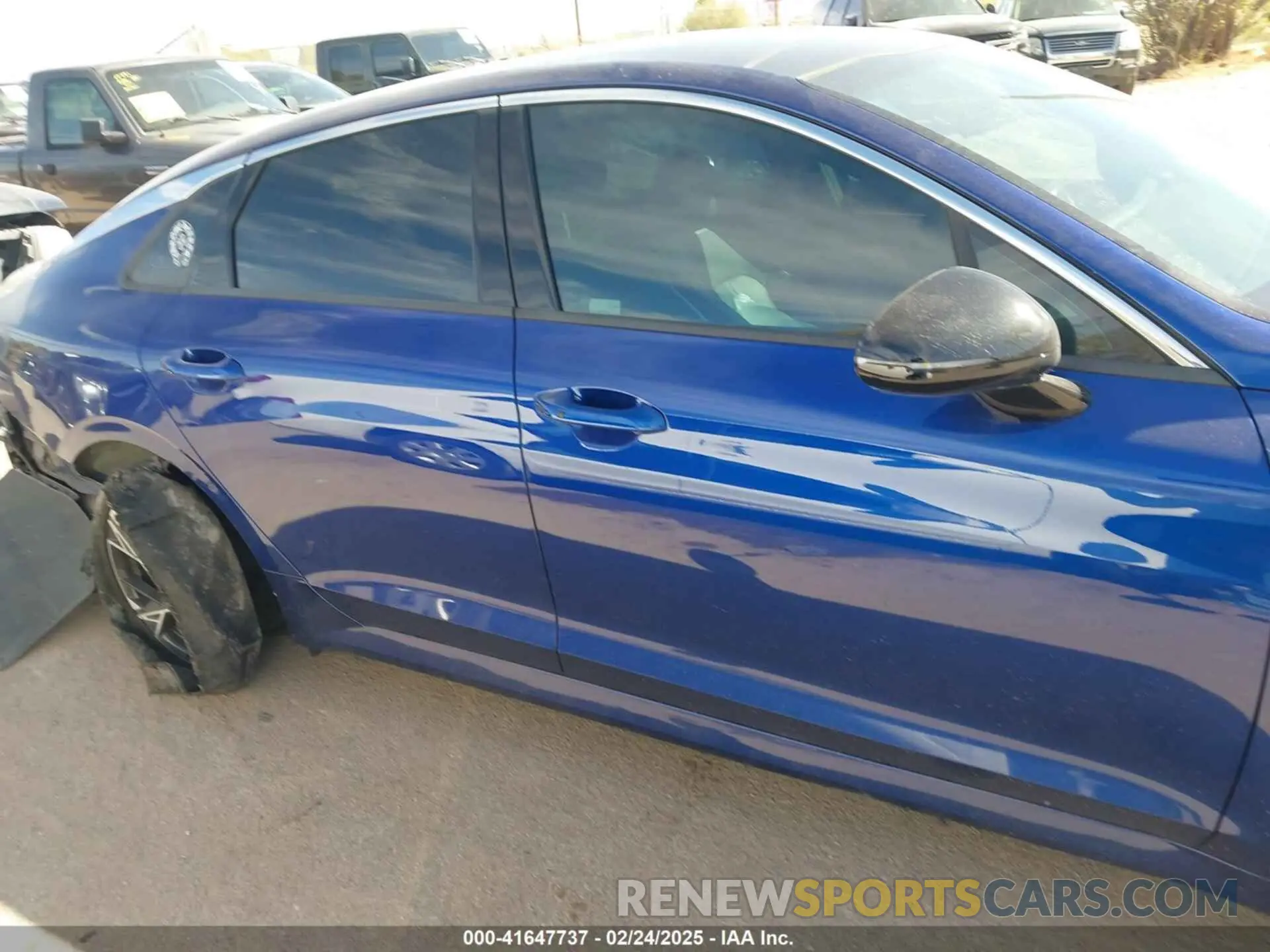 13 Photograph of a damaged car KNAG64J73S5278393 KIA K5 2025